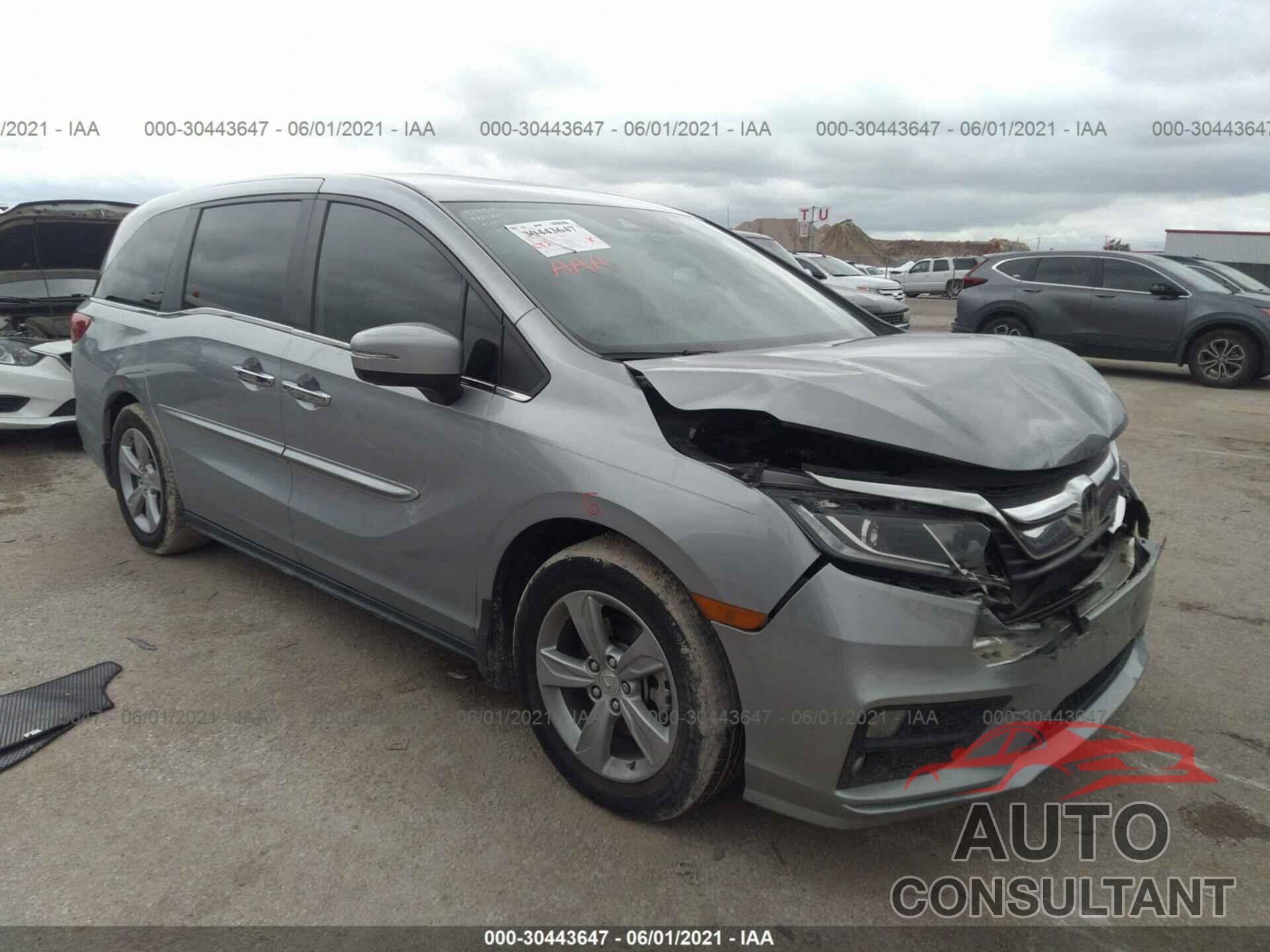 HONDA ODYSSEY 2018 - 5FNRL6H75JB073712