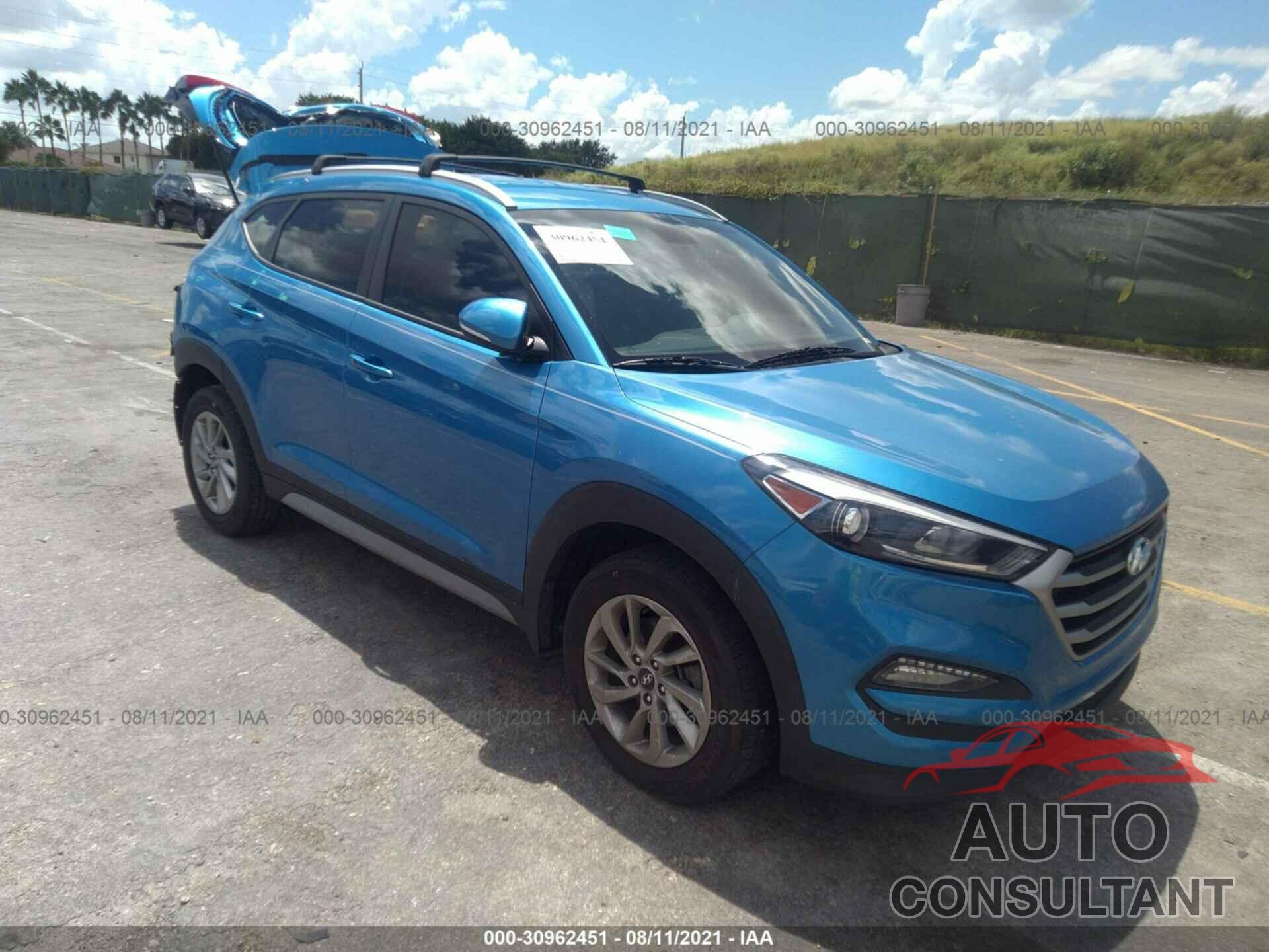 HYUNDAI TUCSON 2018 - KM8J33A48JU734373