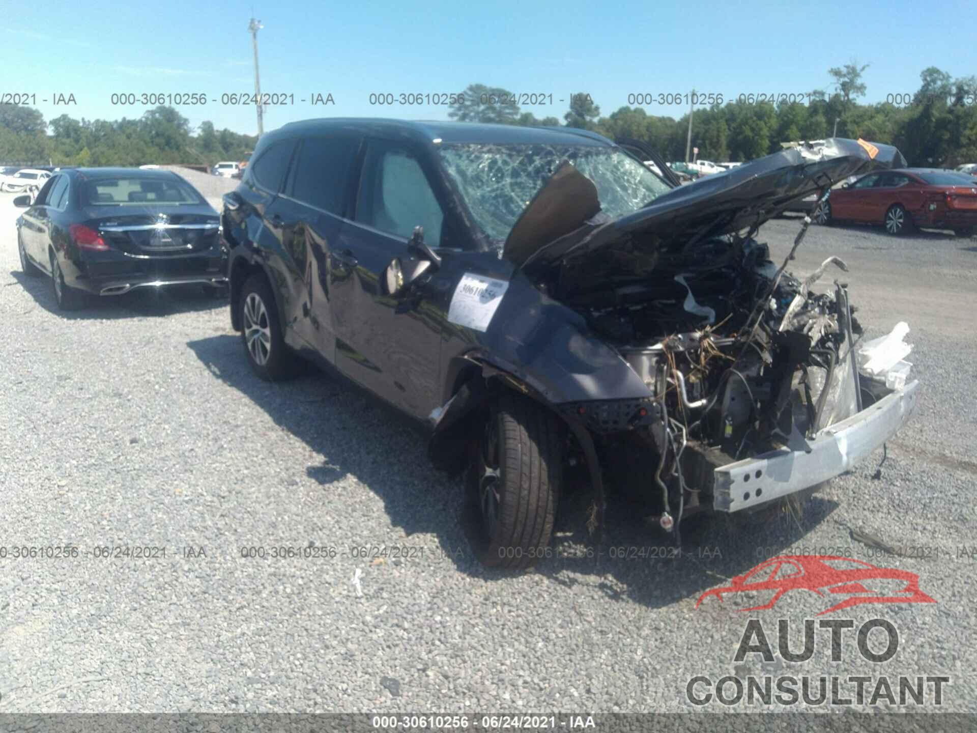 TOYOTA HIGHLANDER 2021 - 5TDHZRBH4MS058583