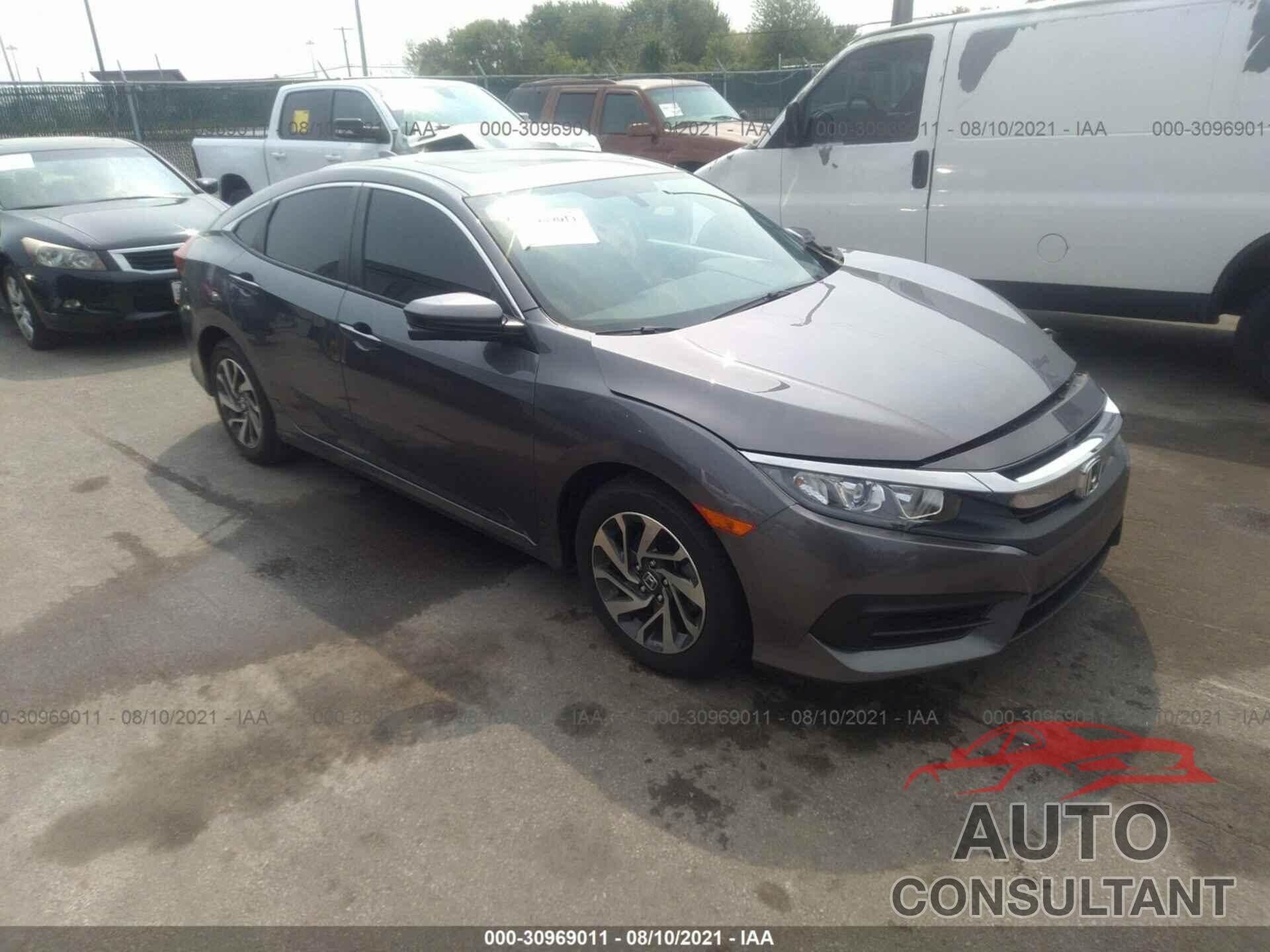 HONDA CIVIC SEDAN 2018 - 19XFC2F75JE033666