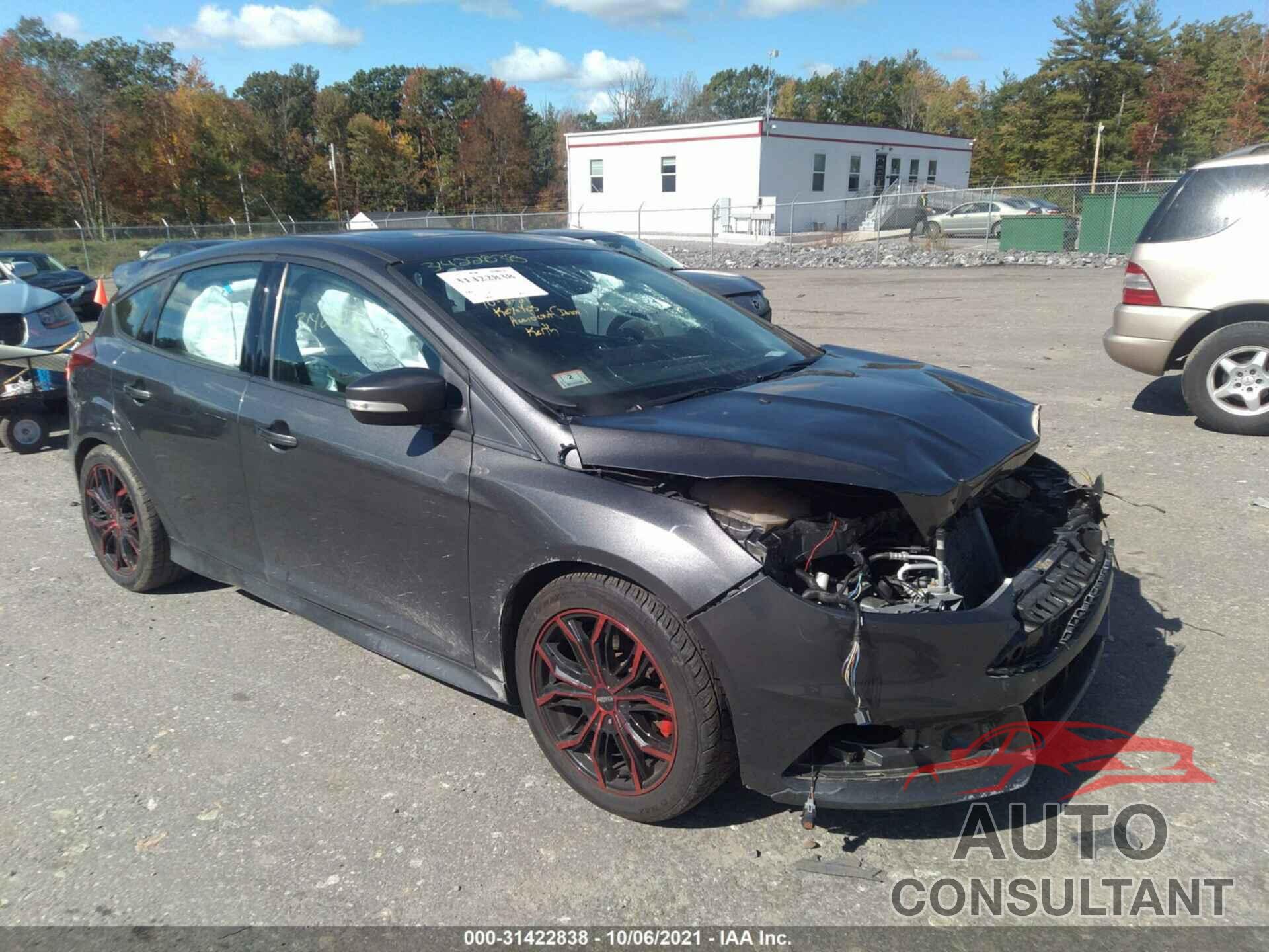FORD FOCUS 2016 - 1FADP3L9XGL308560
