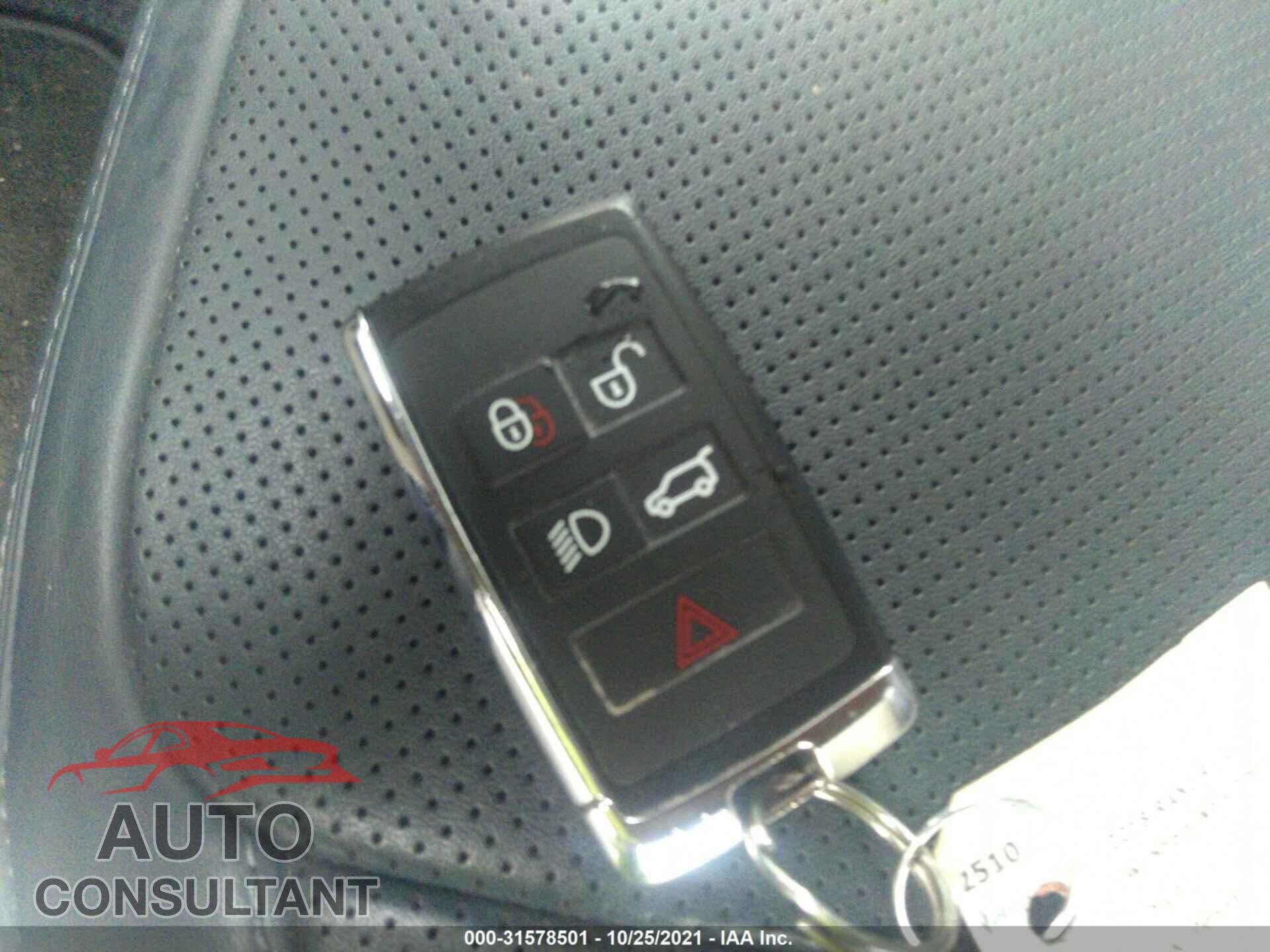 LAND ROVER RANGE ROVER 2018 - SALGS2REXJA389026