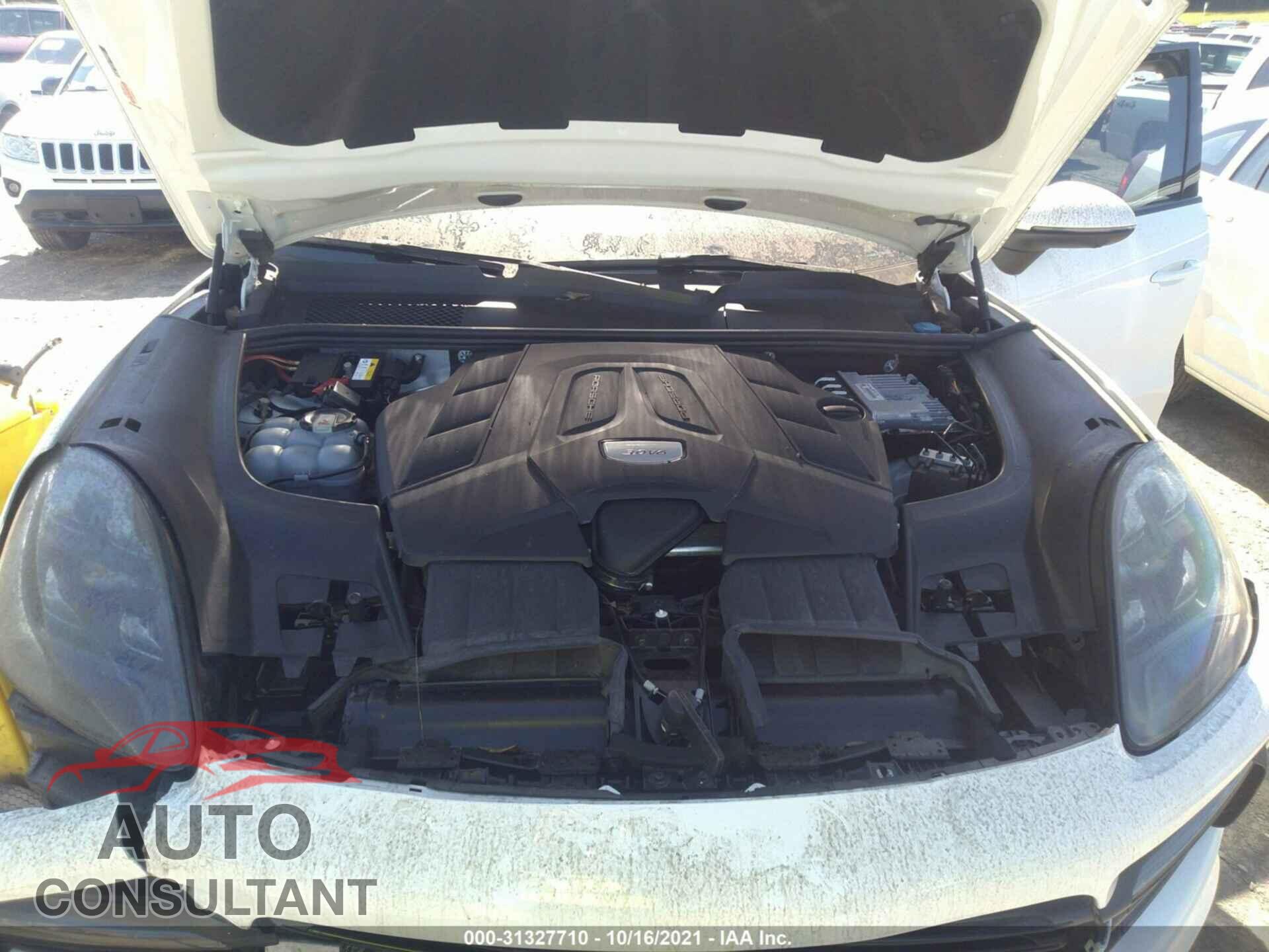 PORSCHE CAYENNE 2020 - WP1AA2AY1LDA02935