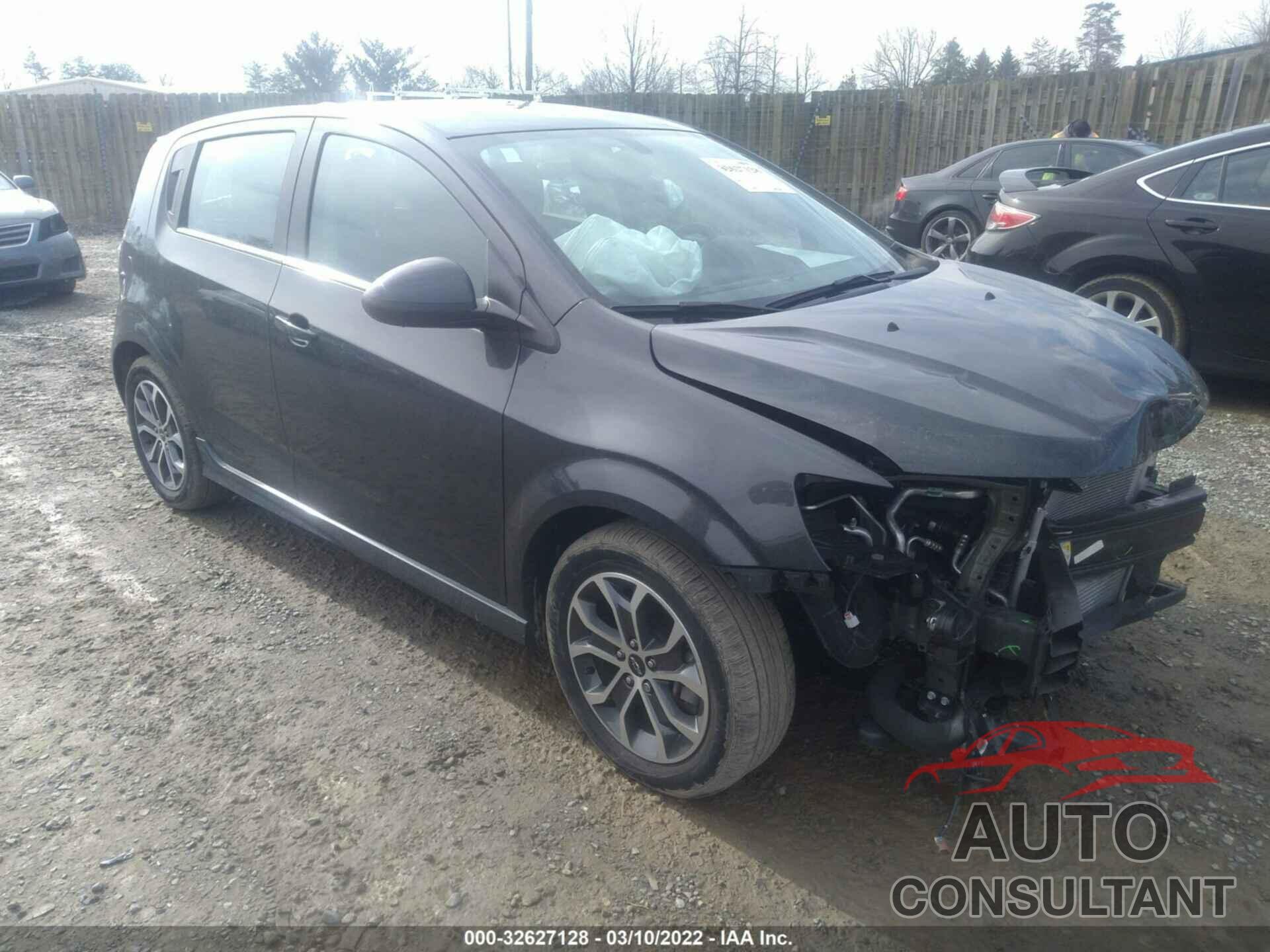 CHEVROLET SONIC 2020 - 1G1JD6SB6L4110776