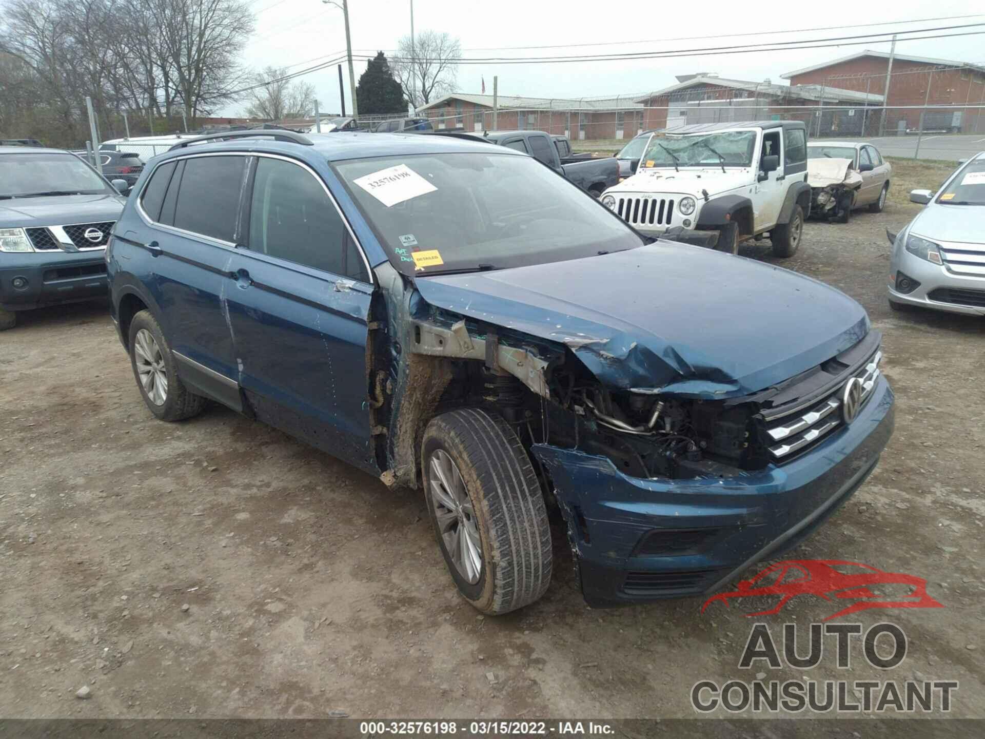 VOLKSWAGEN TIGUAN 2018 - 3VV3B7AX2JM105439