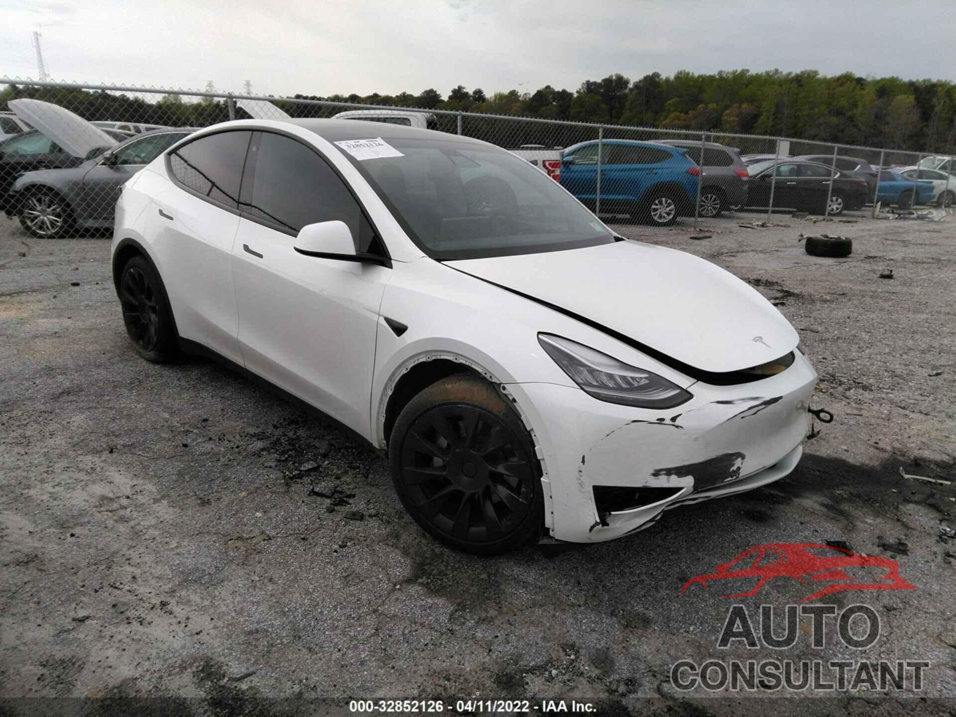 TESLA MODEL Y 2020 - 5YJYGDEF4LF002617