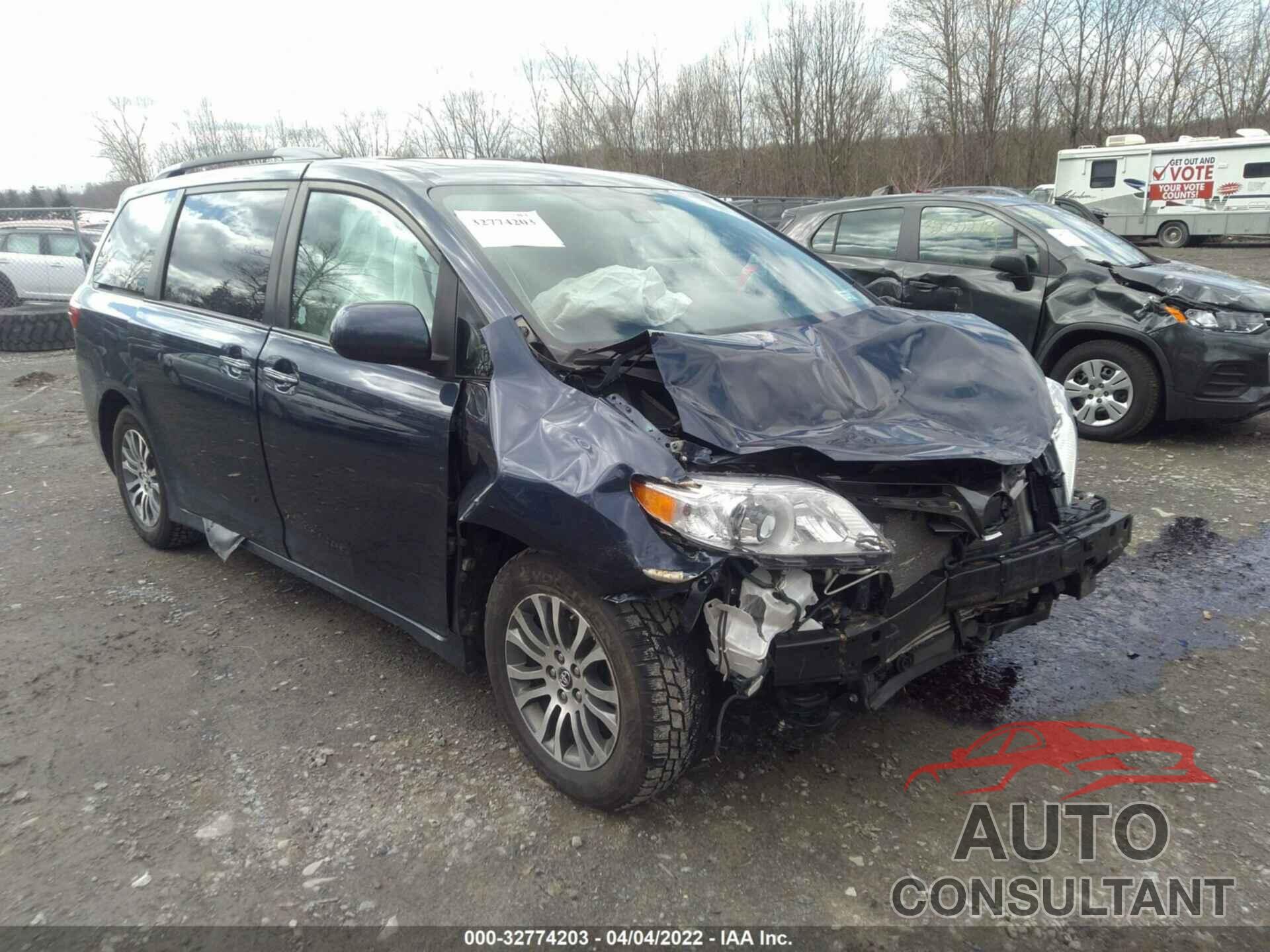 TOYOTA SIENNA 2019 - 5TDYZ3DC0KS004371