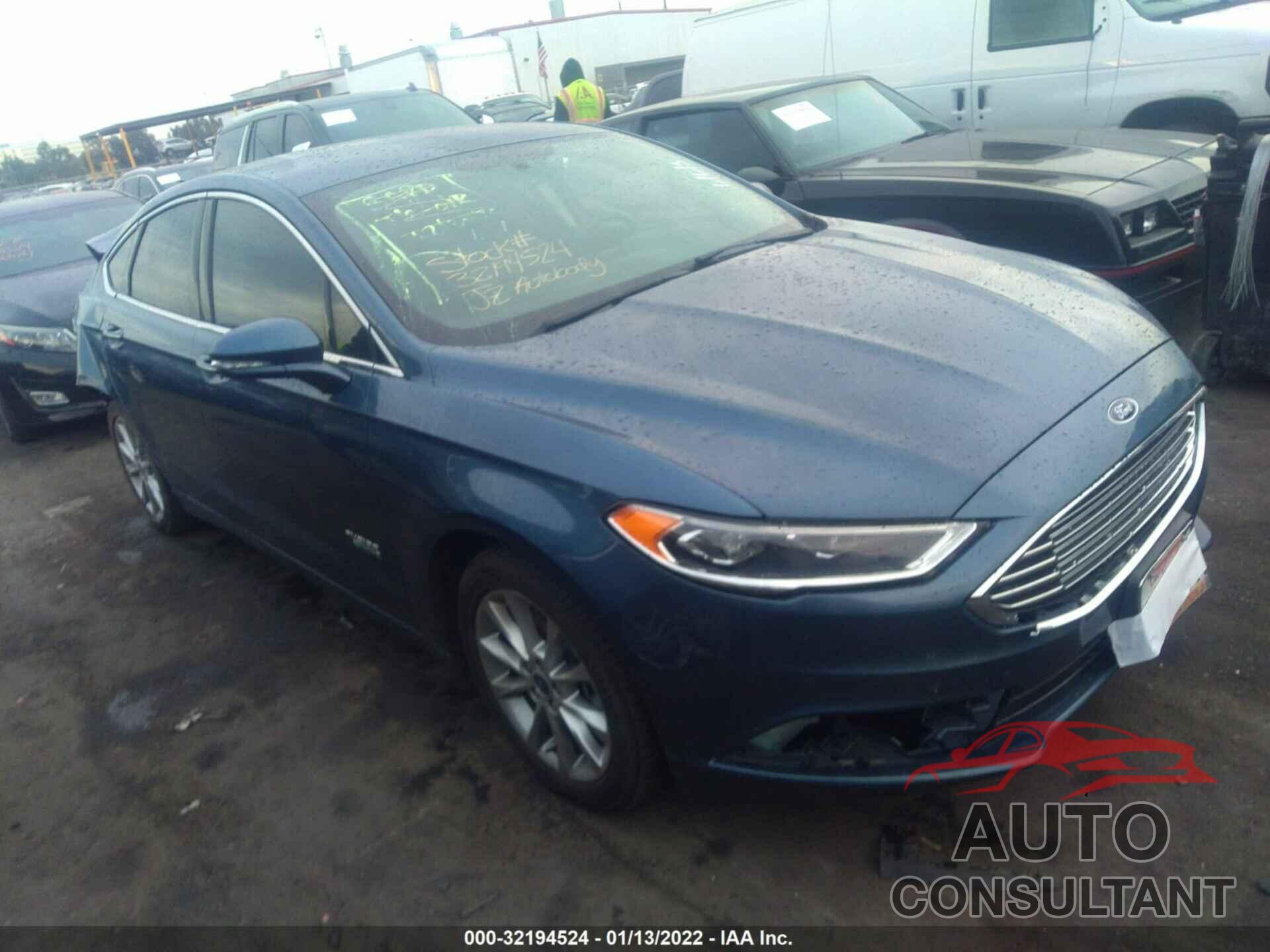 FORD FUSION ENERGI 2018 - 3FA6P0PU4JR218402