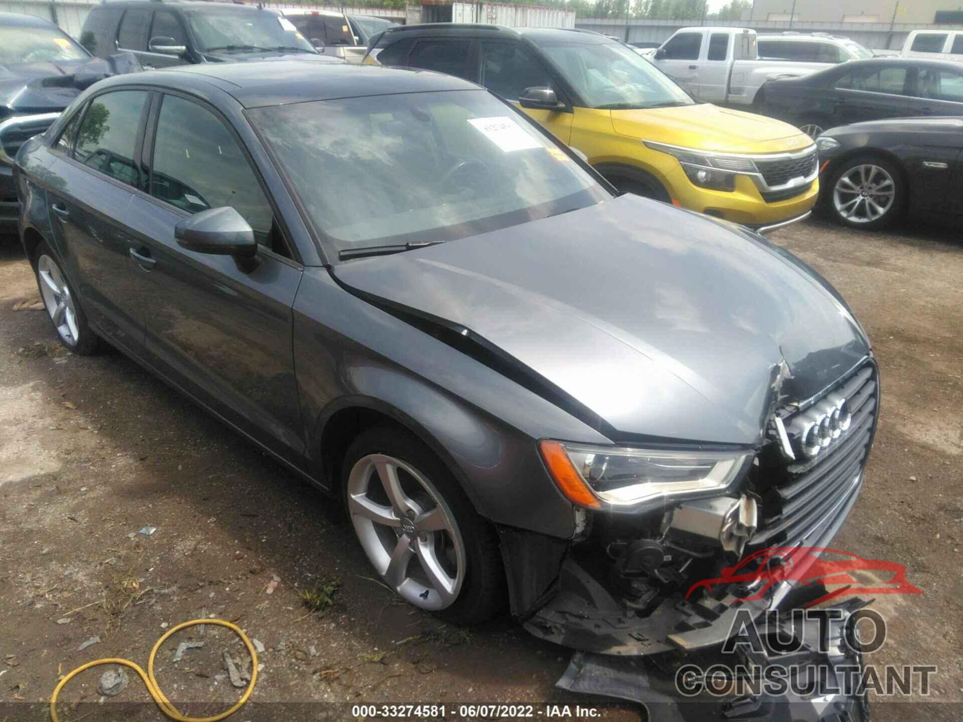 AUDI A3 2016 - WAUA7GFF2G1027240