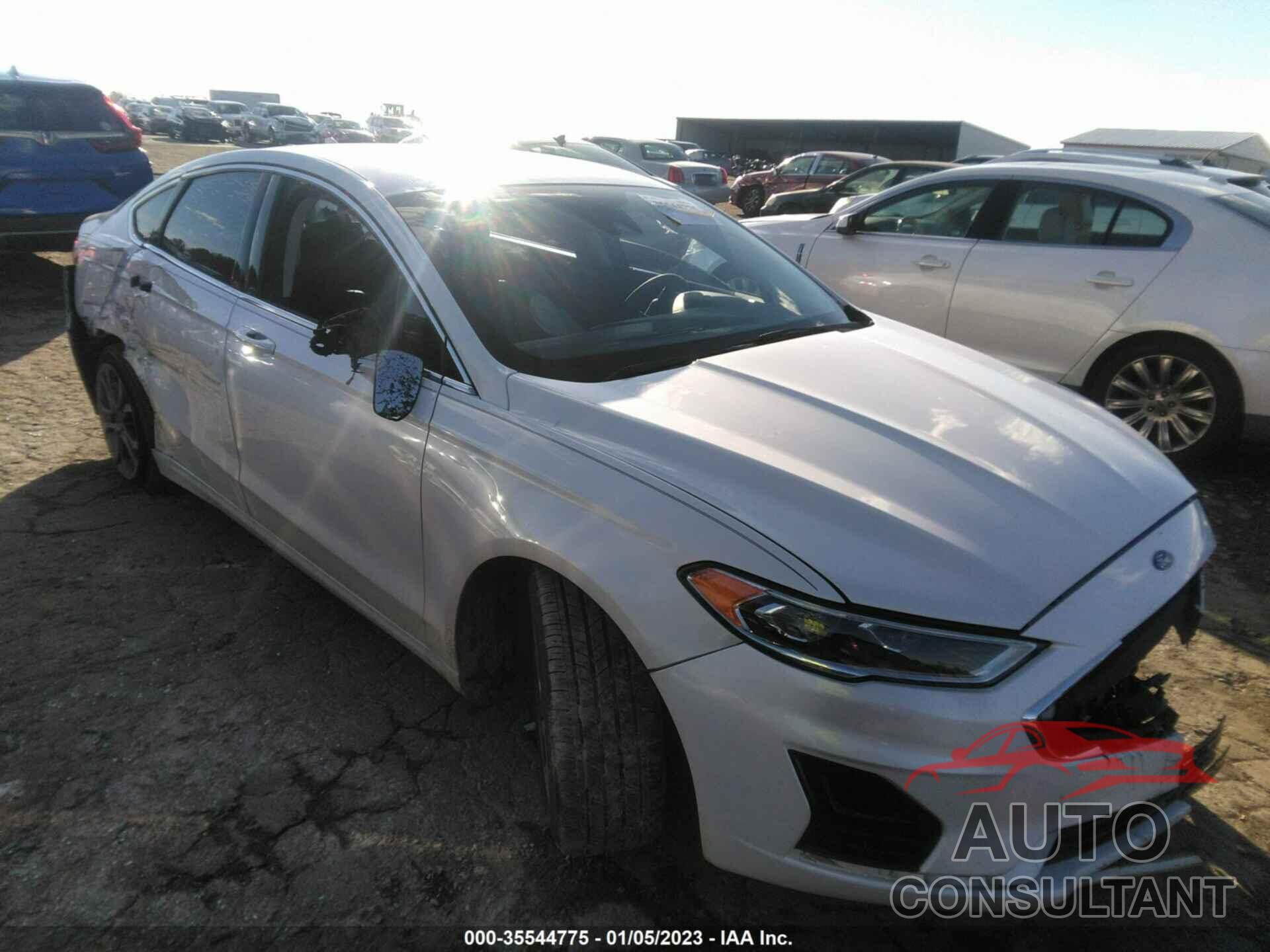 FORD FUSION 2019 - 3FA6P0CD2KR281344