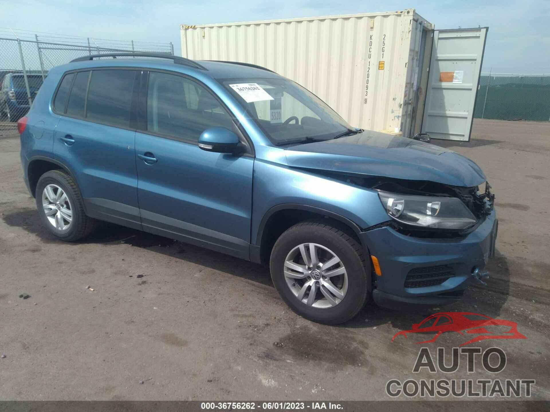 VOLKSWAGEN TIGUAN 2017 - WVGAV7AX7HK003712