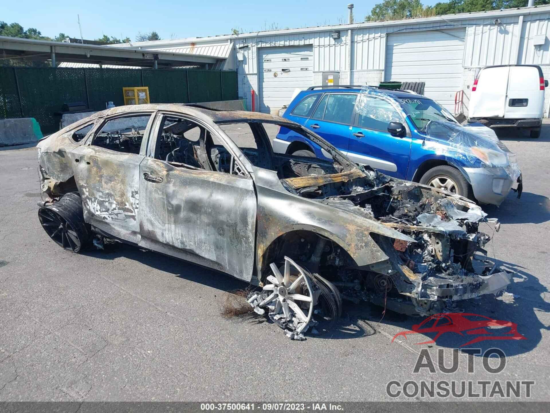 HONDA ACCORD 2018 - 1HGCV2F35JA012914