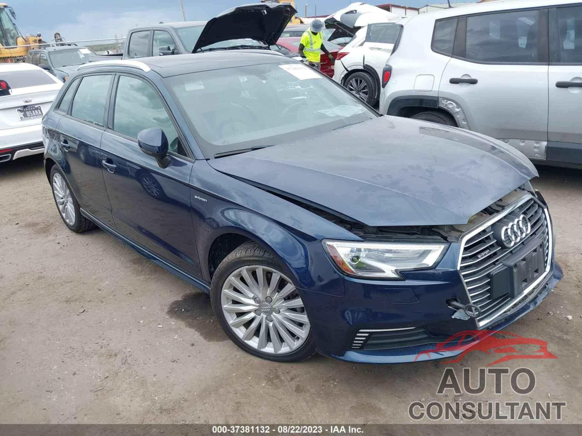 AUDI A3 SPORTBACK E-TRON 2018 - WAUUPBFF5JA059039