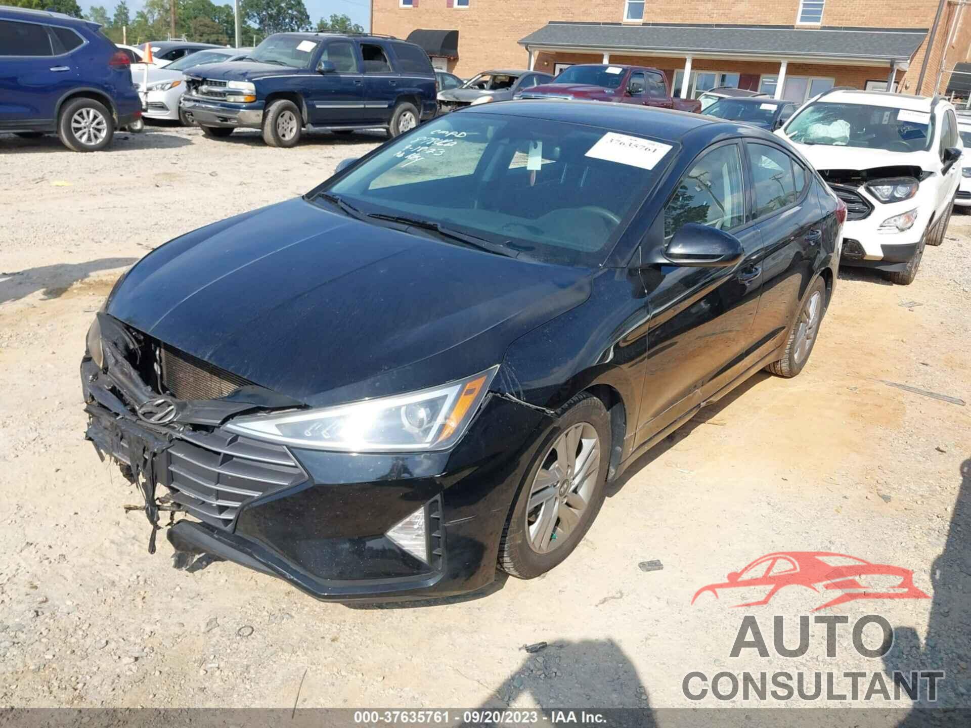 HYUNDAI ELANTRA 2019 - KMHD84LF8KU878462