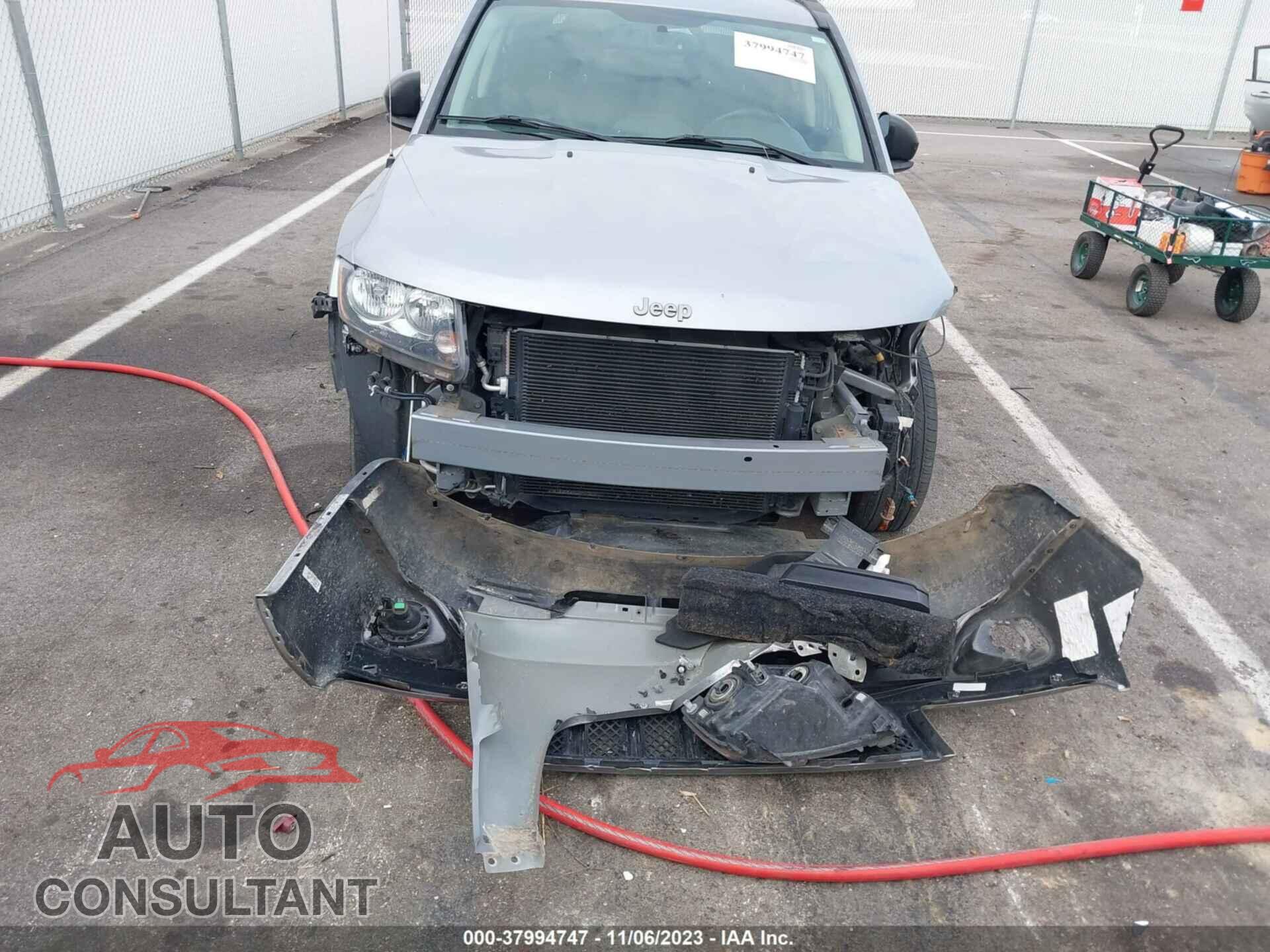 JEEP COMPASS 2017 - 1C4NJDBB2HD127975