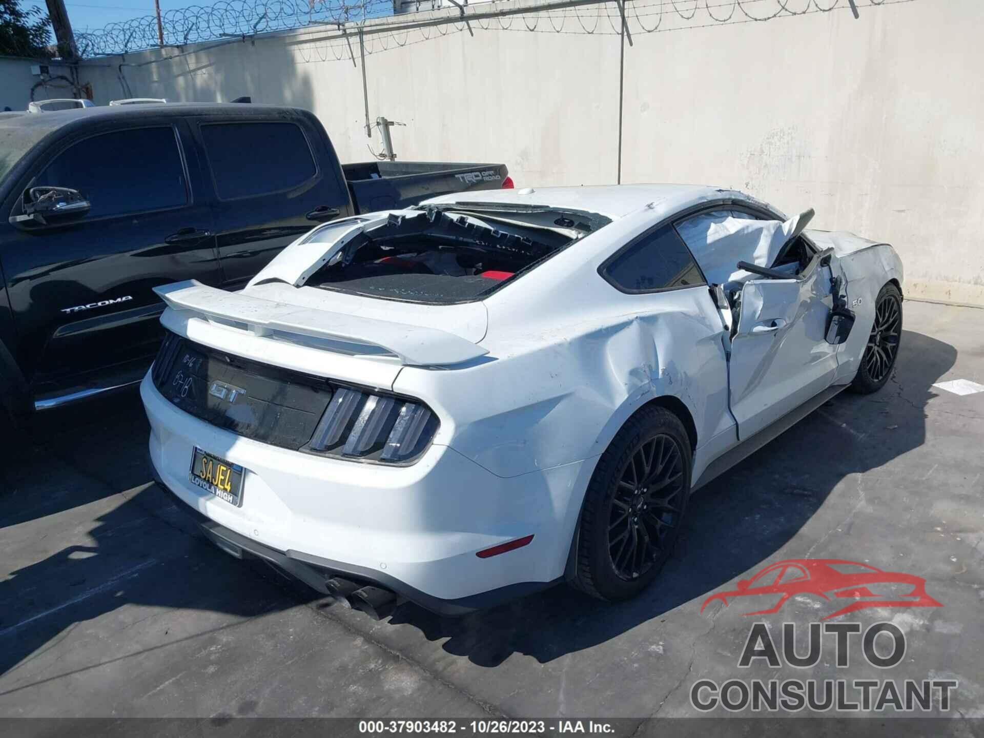 FORD MUSTANG 2018 - 1FA6P8CF7J5128718