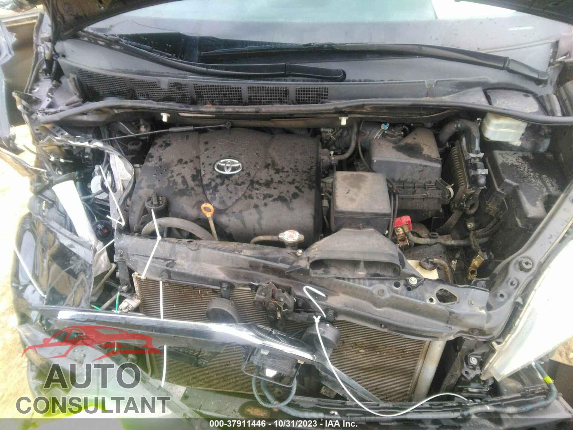 TOYOTA SIENNA 2019 - 5TDKZ3DC2KS993473