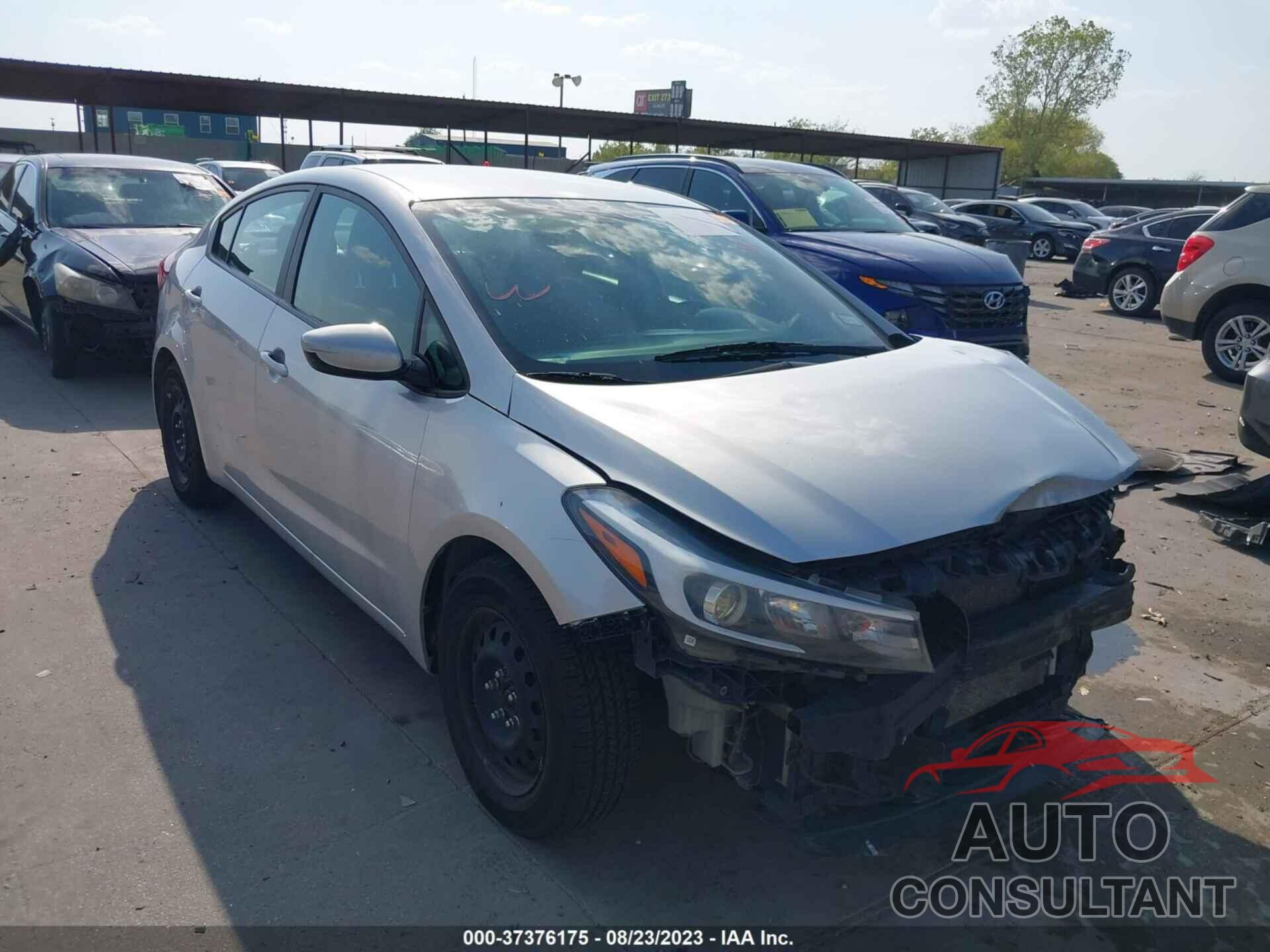 KIA FORTE 2017 - 3KPFK4A72HE057522