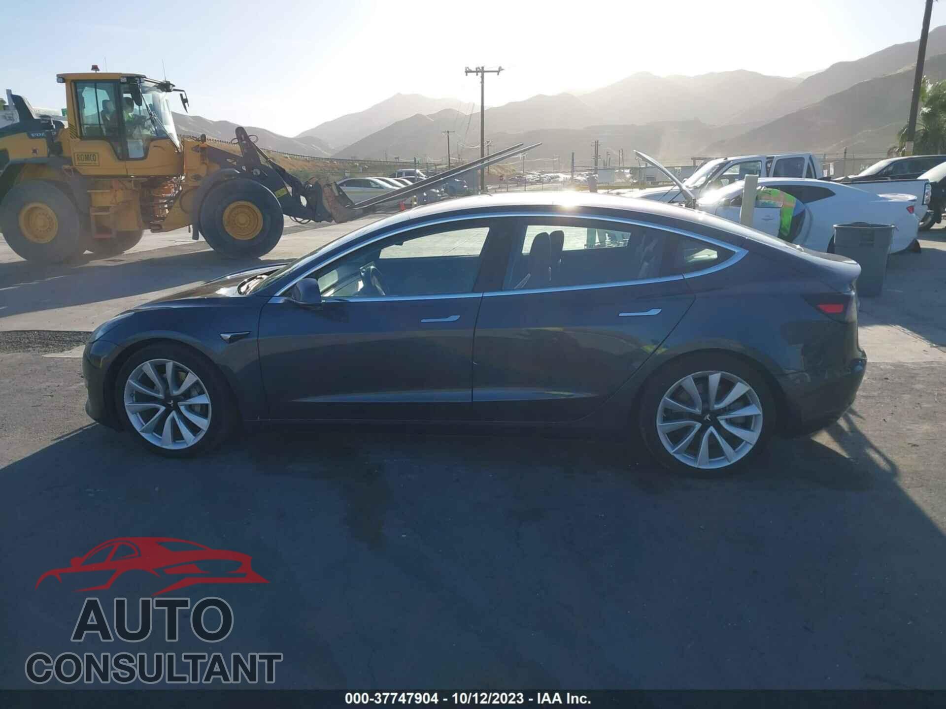 TESLA MODEL 3 2018 - 5YJ3E1EA7JF007763
