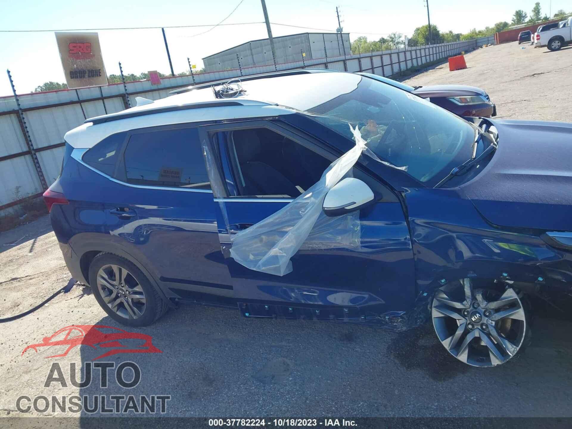 KIA SELTOS 2021 - KNDEU2AA2M7046357