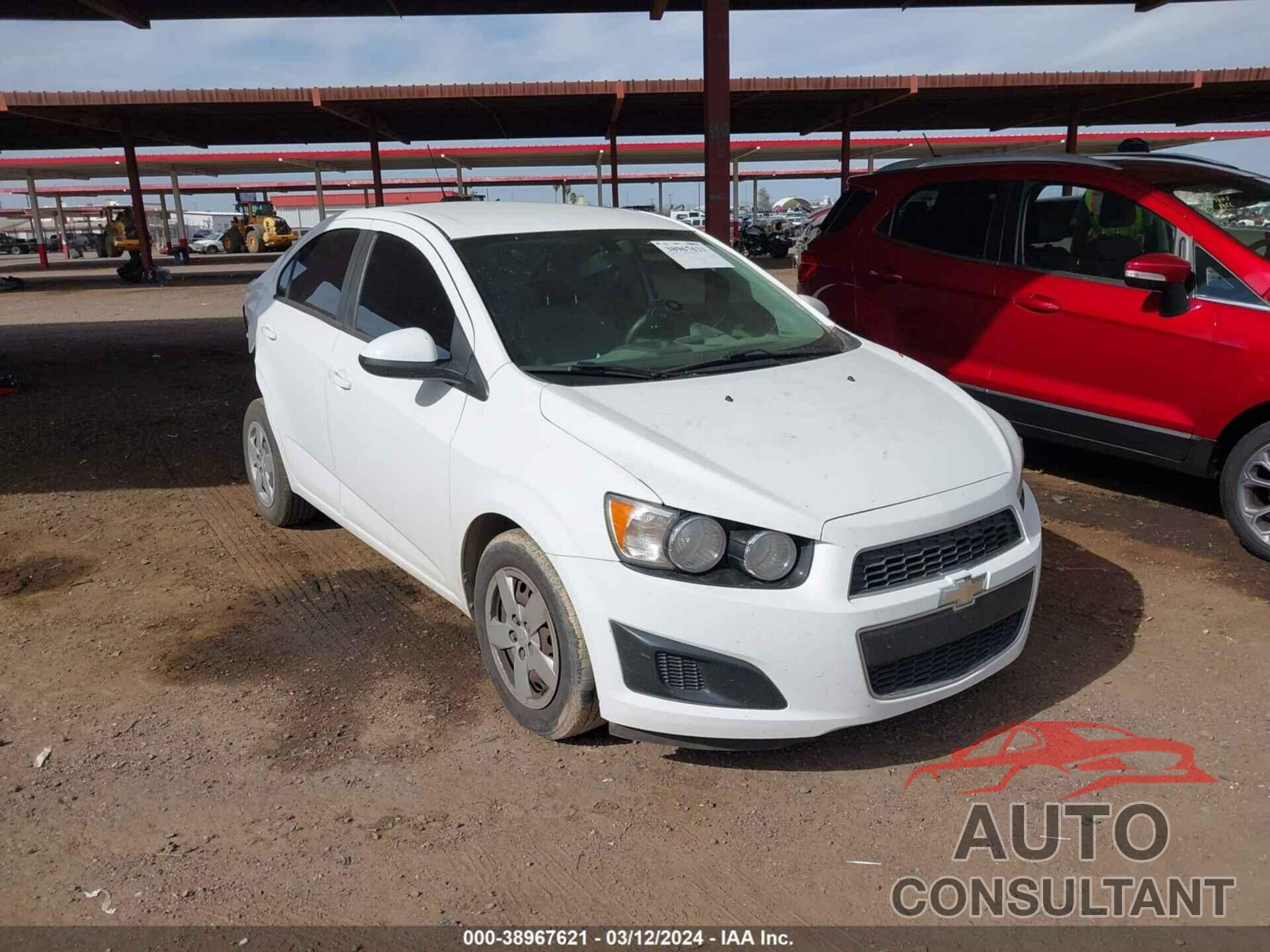 CHEVROLET SONIC 2016 - 1G1JA5SH8G4172046