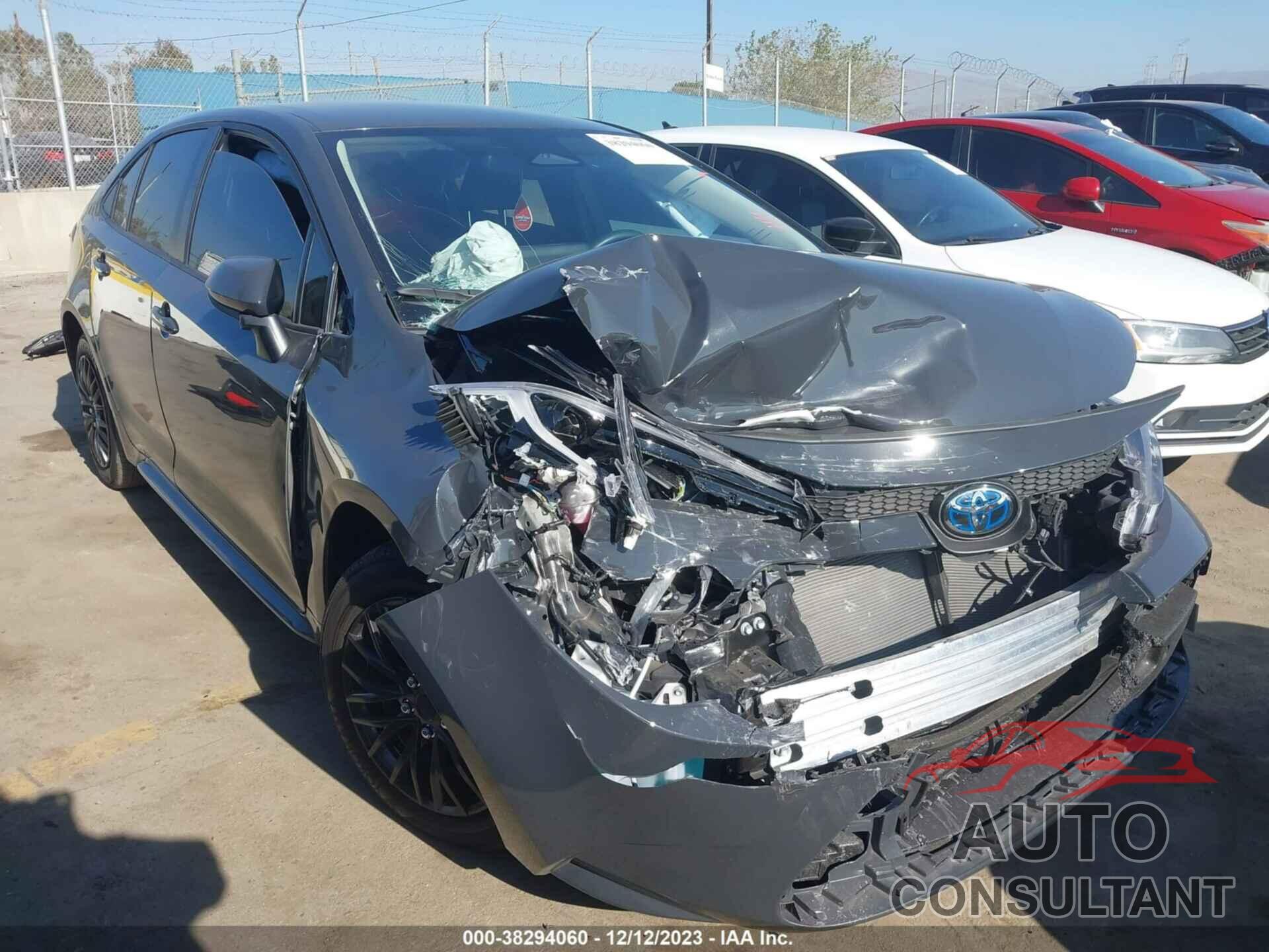 TOYOTA COROLLA 2023 - JTDBCMFE4P3019475