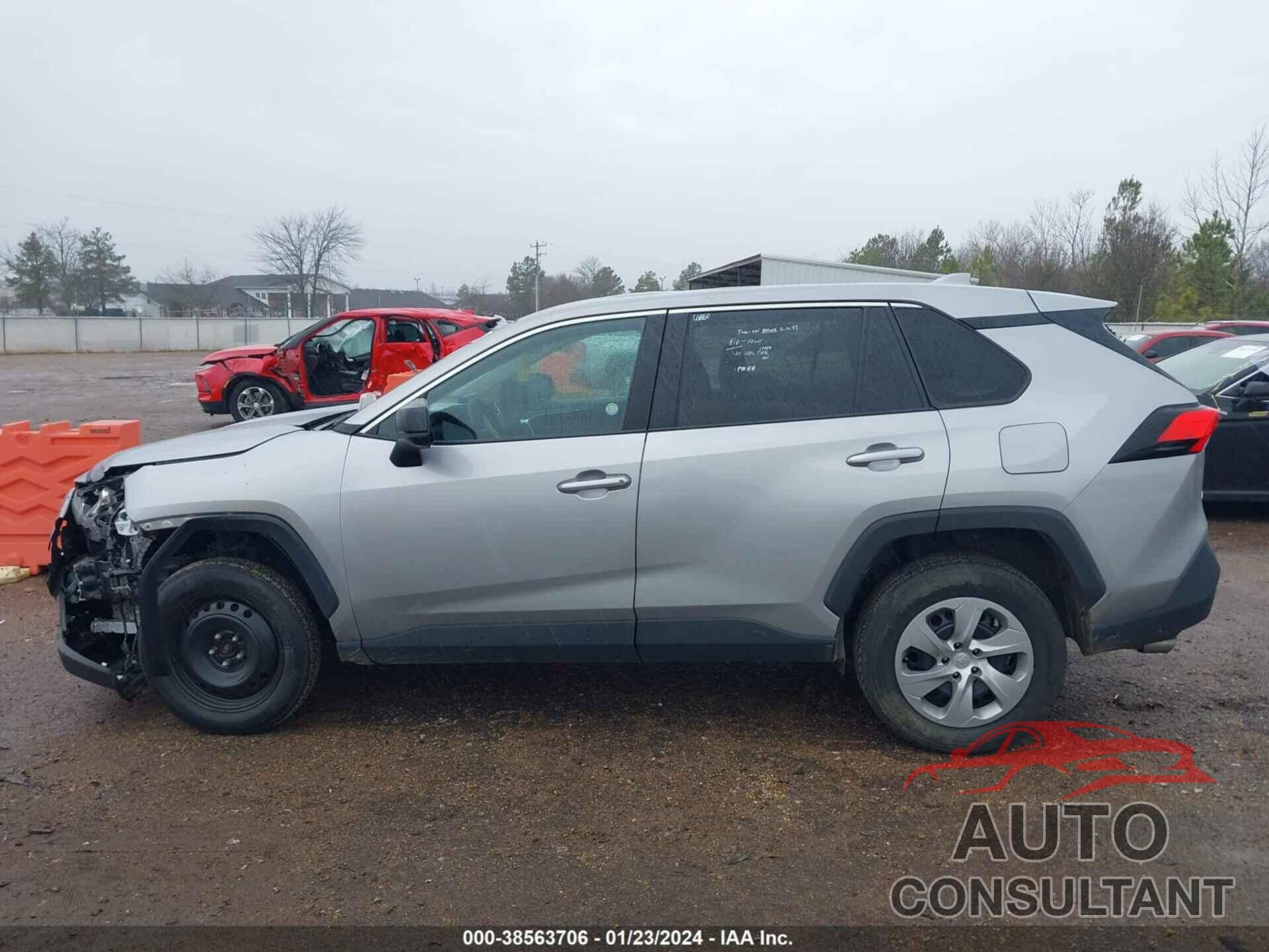 TOYOTA RAV4 2022 - 2T3F1RFV8NW290361