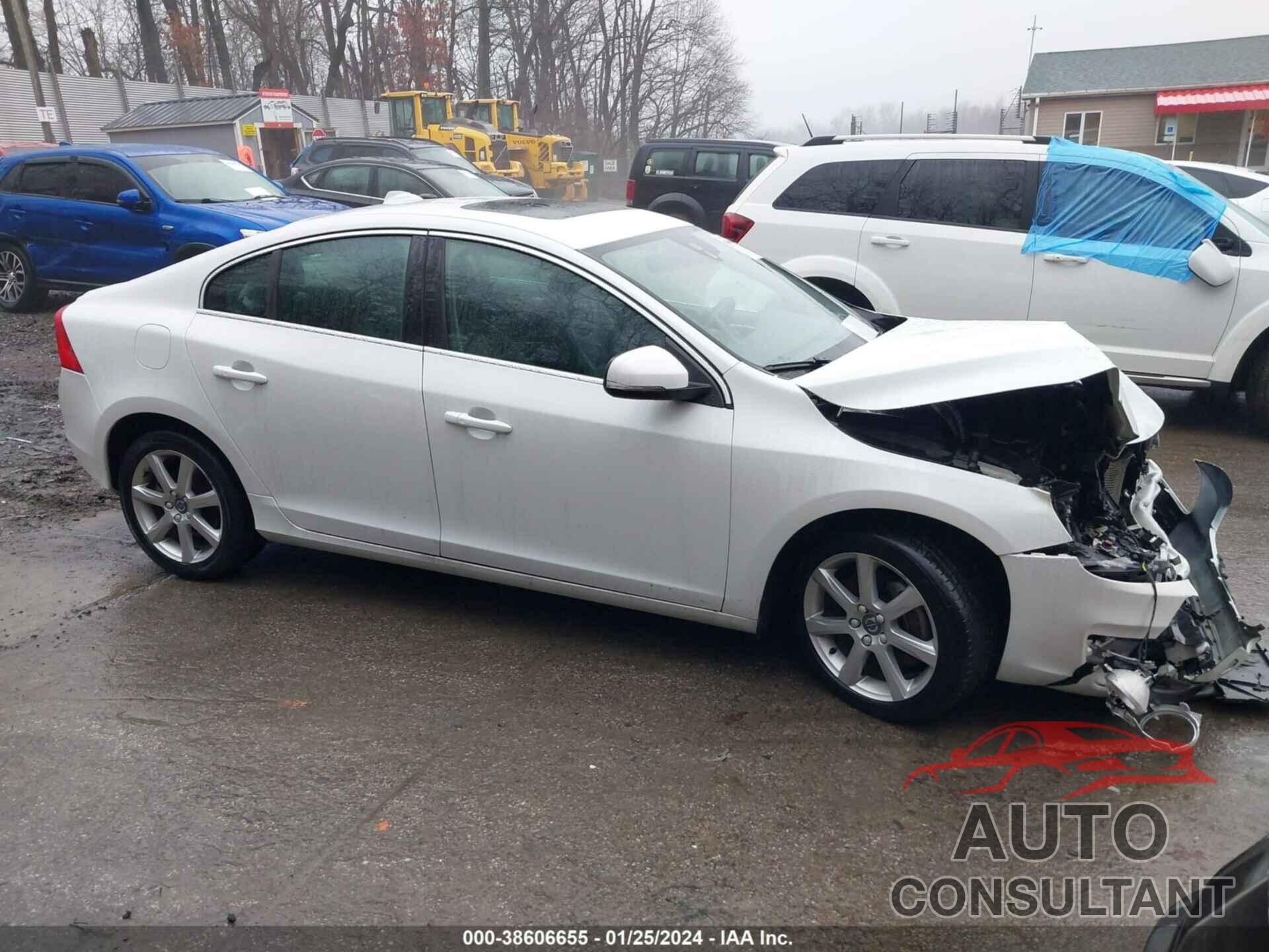 VOLVO S60 2016 - YV1612TK5G2395673