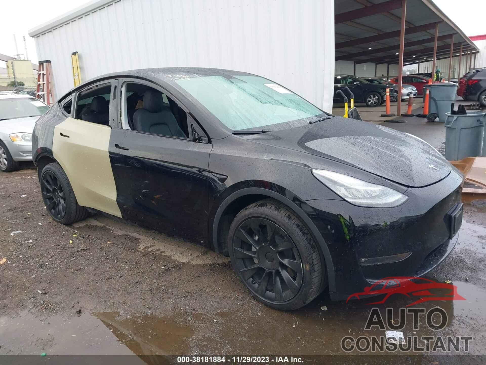 TESLA MODEL Y 2022 - 7SAYGDEE8NF449612