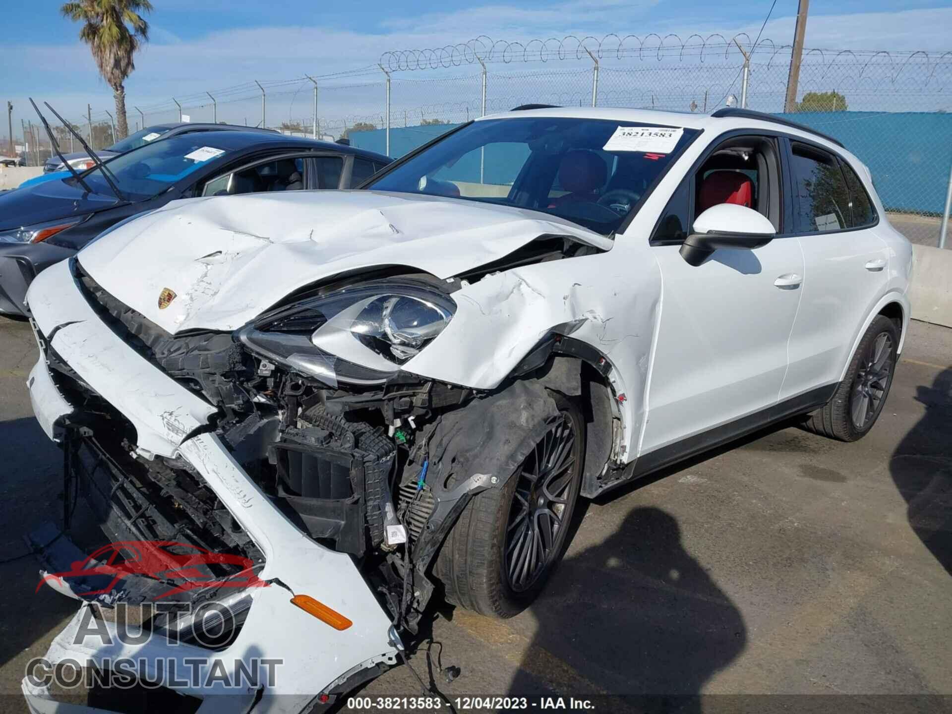PORSCHE CAYENNE 2020 - WP1AA2AY3LDA06596