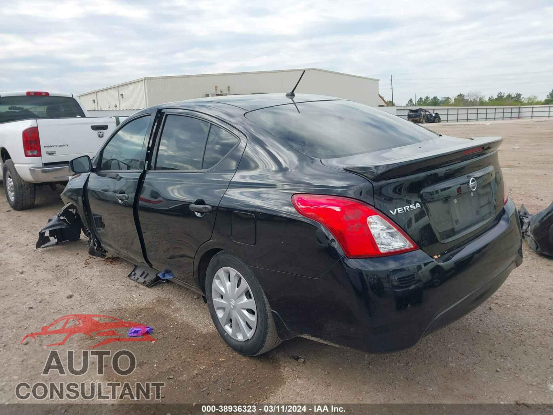 NISSAN VERSA 2019 - 3N1CN7AP3KL812811