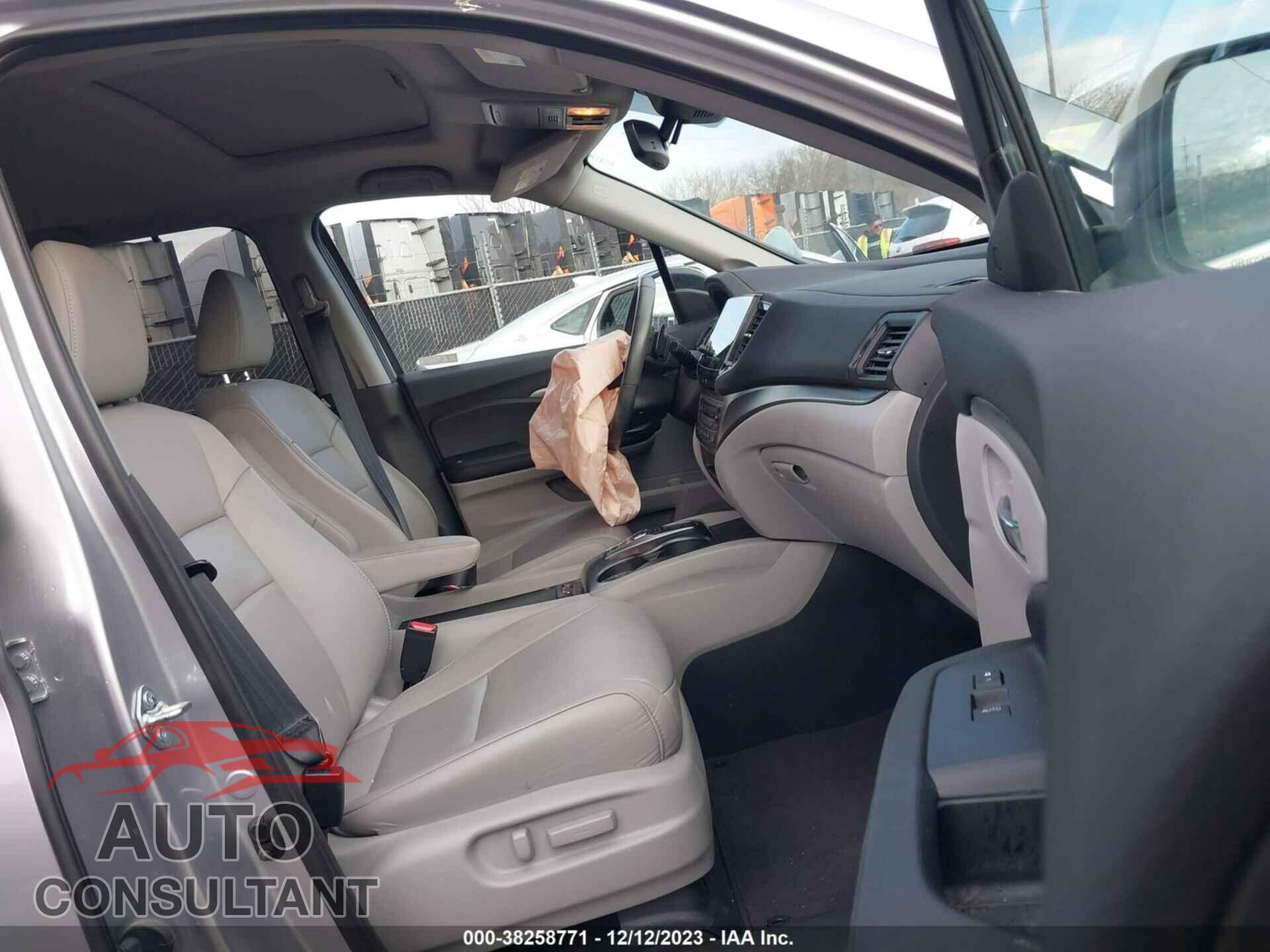 HONDA PILOT 2021 - 5FNYF6H22MB024706