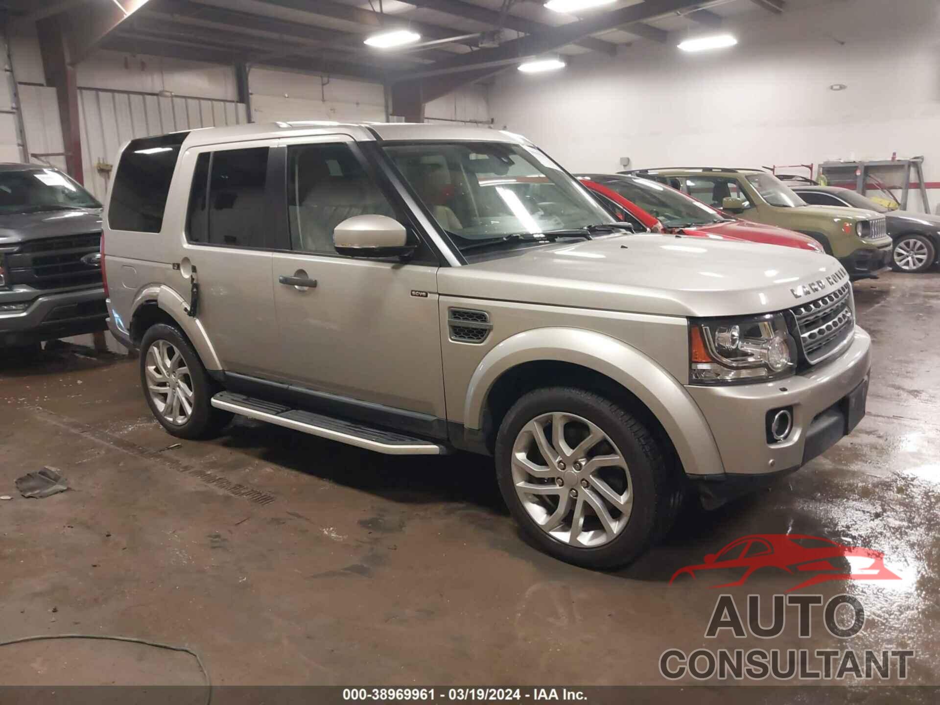 LAND ROVER LR4 2016 - SALAG2V64GA820328