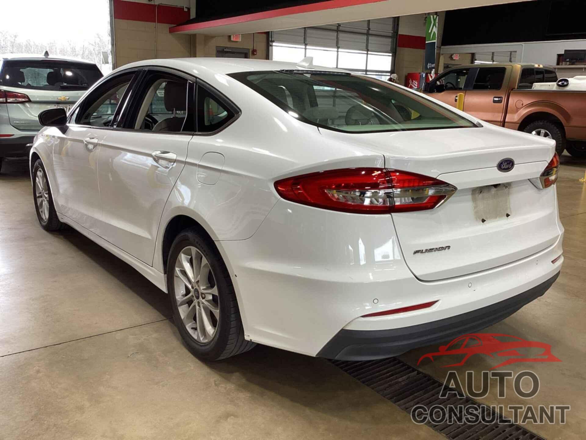 FORD FUSION 2020 - 3FA6P0H74LR195666