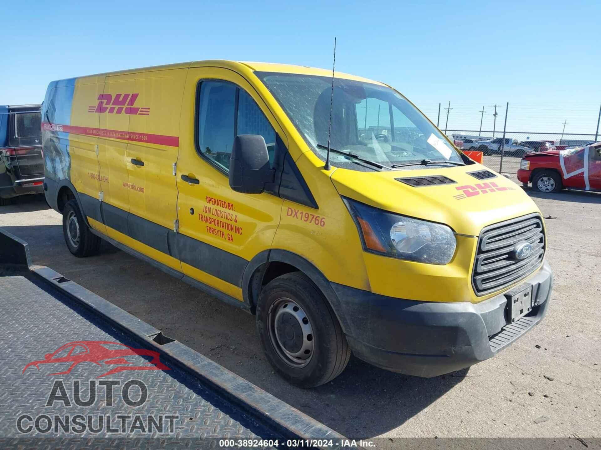 FORD TRANSIT 2019 - 1FTYR2ZMXKKB25573
