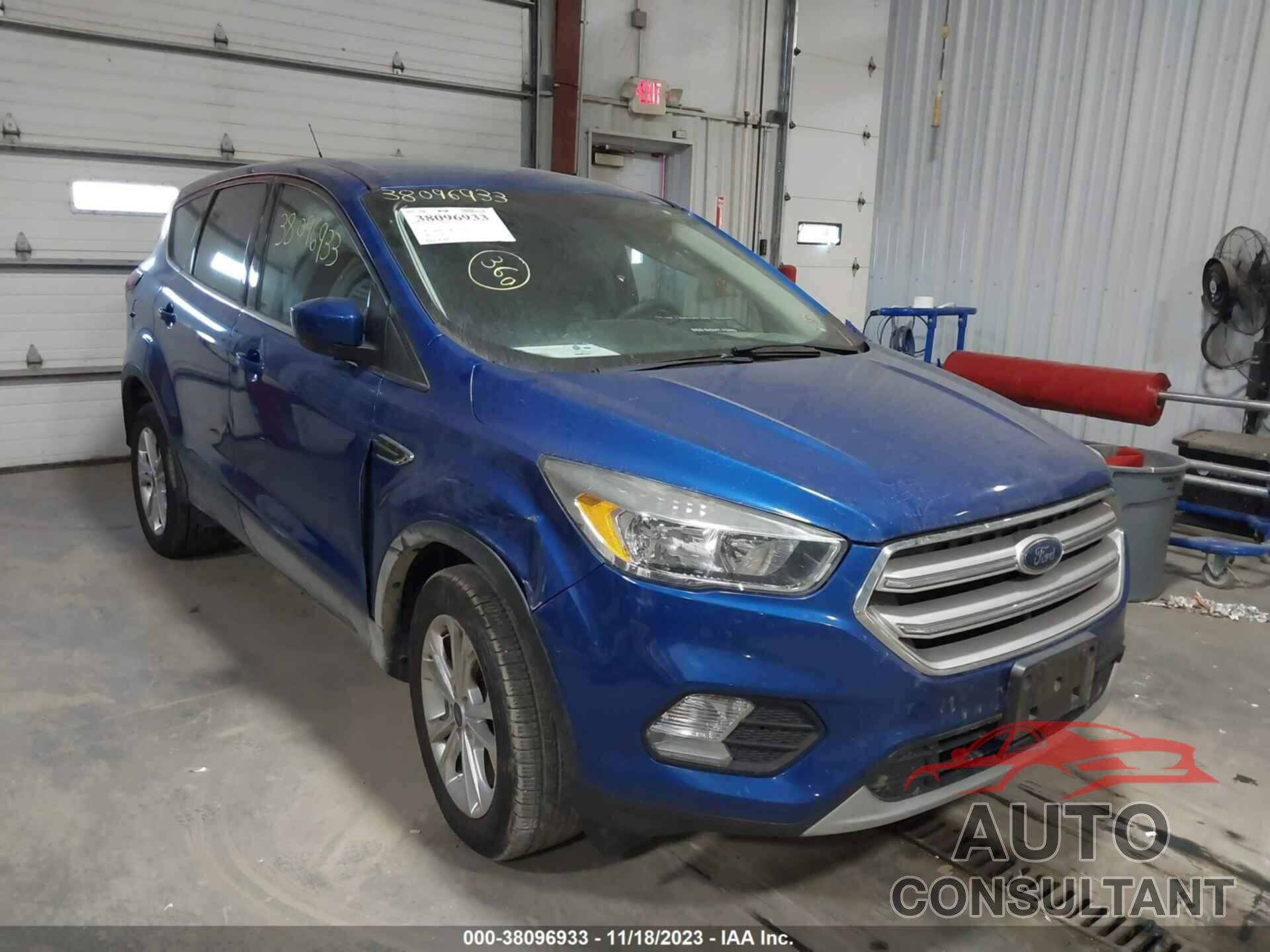 FORD ESCAPE 2019 - 1FMCU0GD2KUB38804