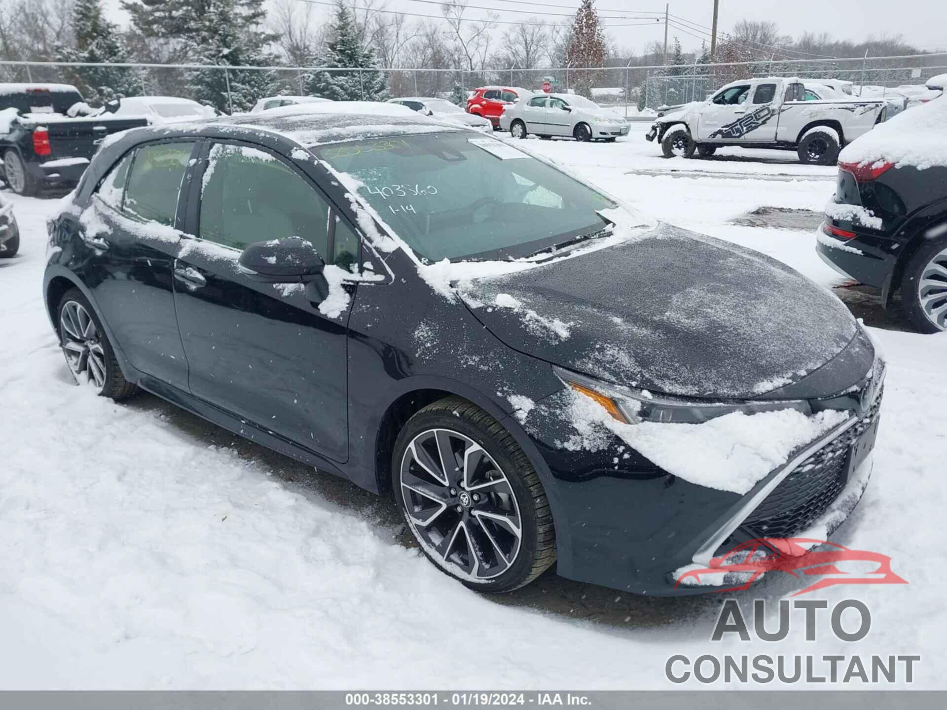 TOYOTA COROLLA 2021 - JTNA4MBE0M3135536