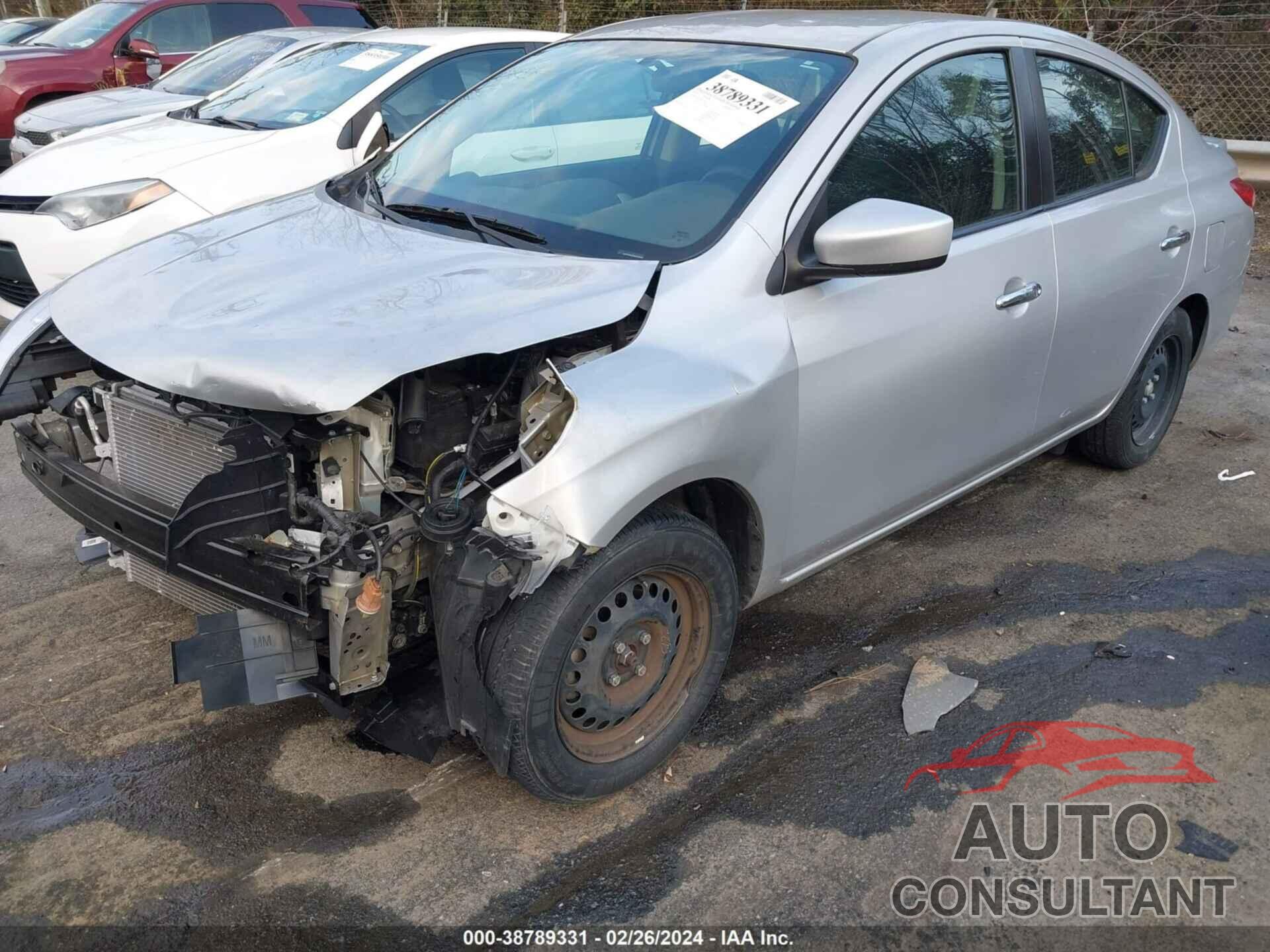 NISSAN VERSA 2019 - 3N1CN7AP2KL872319