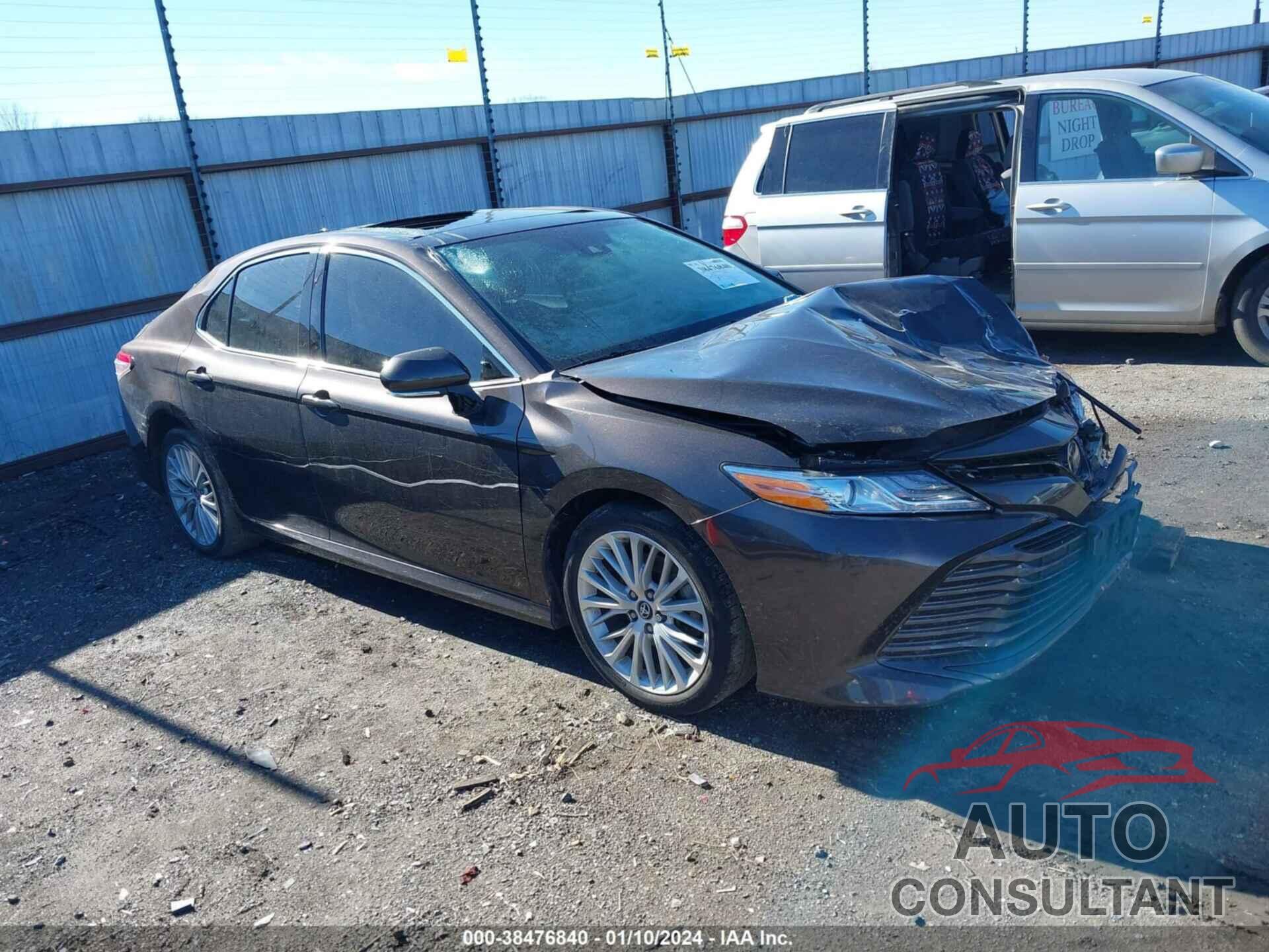 TOYOTA CAMRY 2019 - 4T1B11HK4KU791383