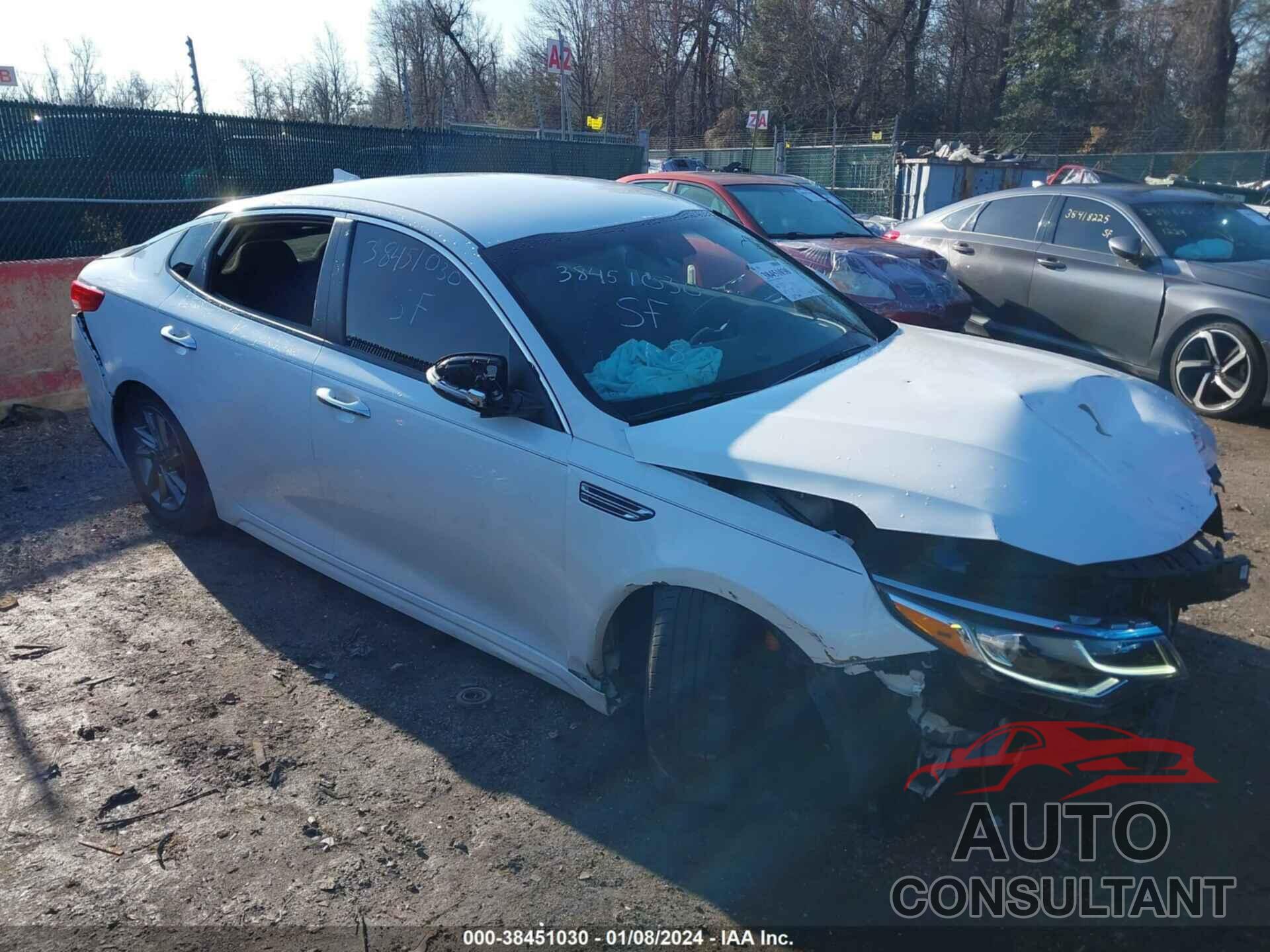 KIA OPTIMA 2019 - 5XXGT4L32KG348225