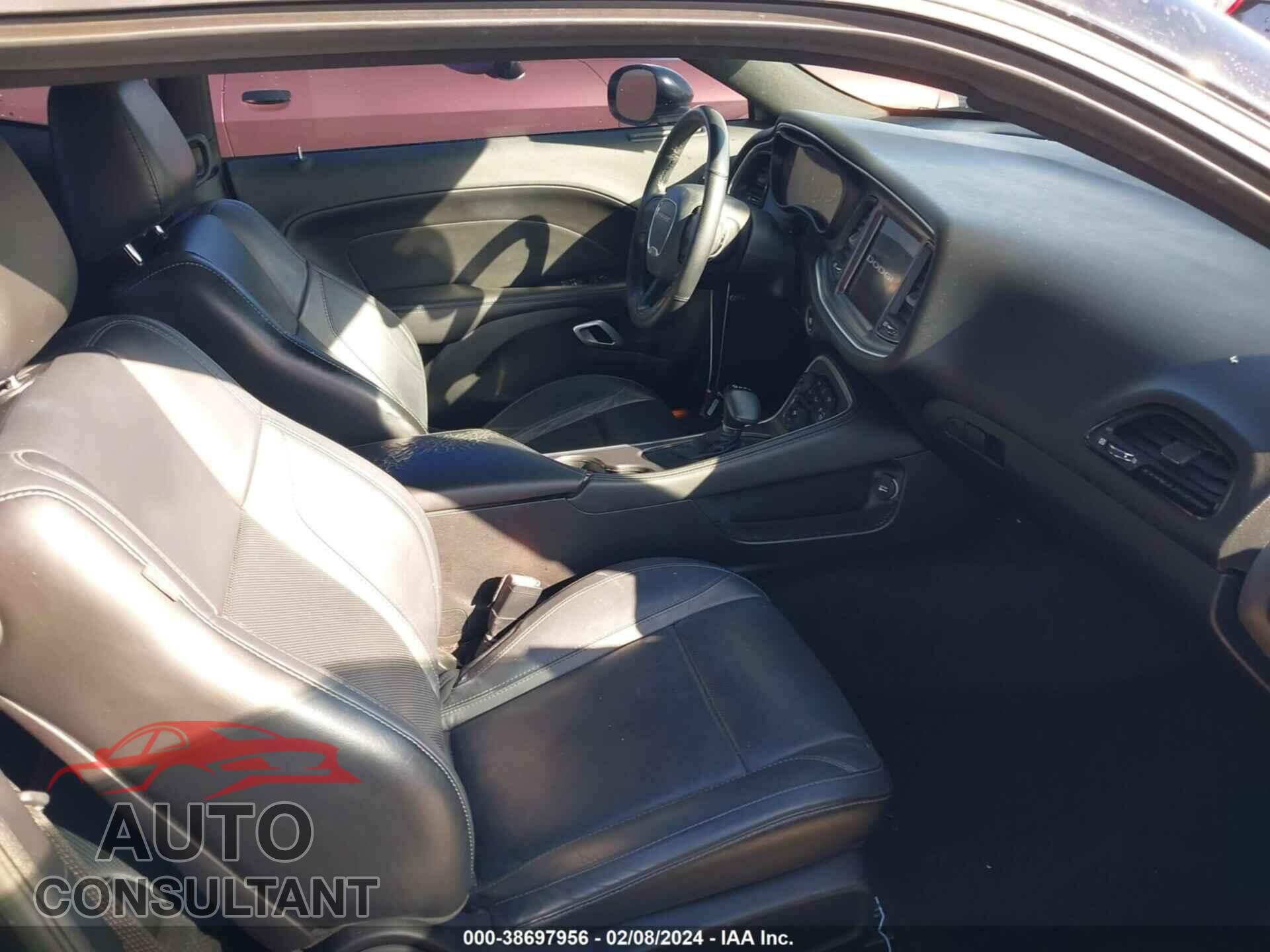DODGE CHALLENGER 2018 - 2C3CDZAG5JH171748