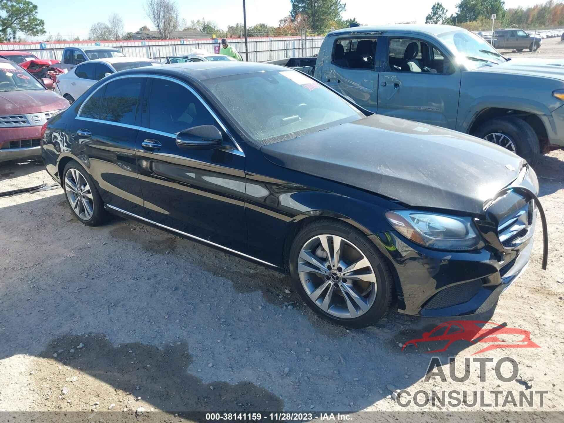 MERCEDES-BENZ C 300 2018 - 55SWF4JB7JU239854