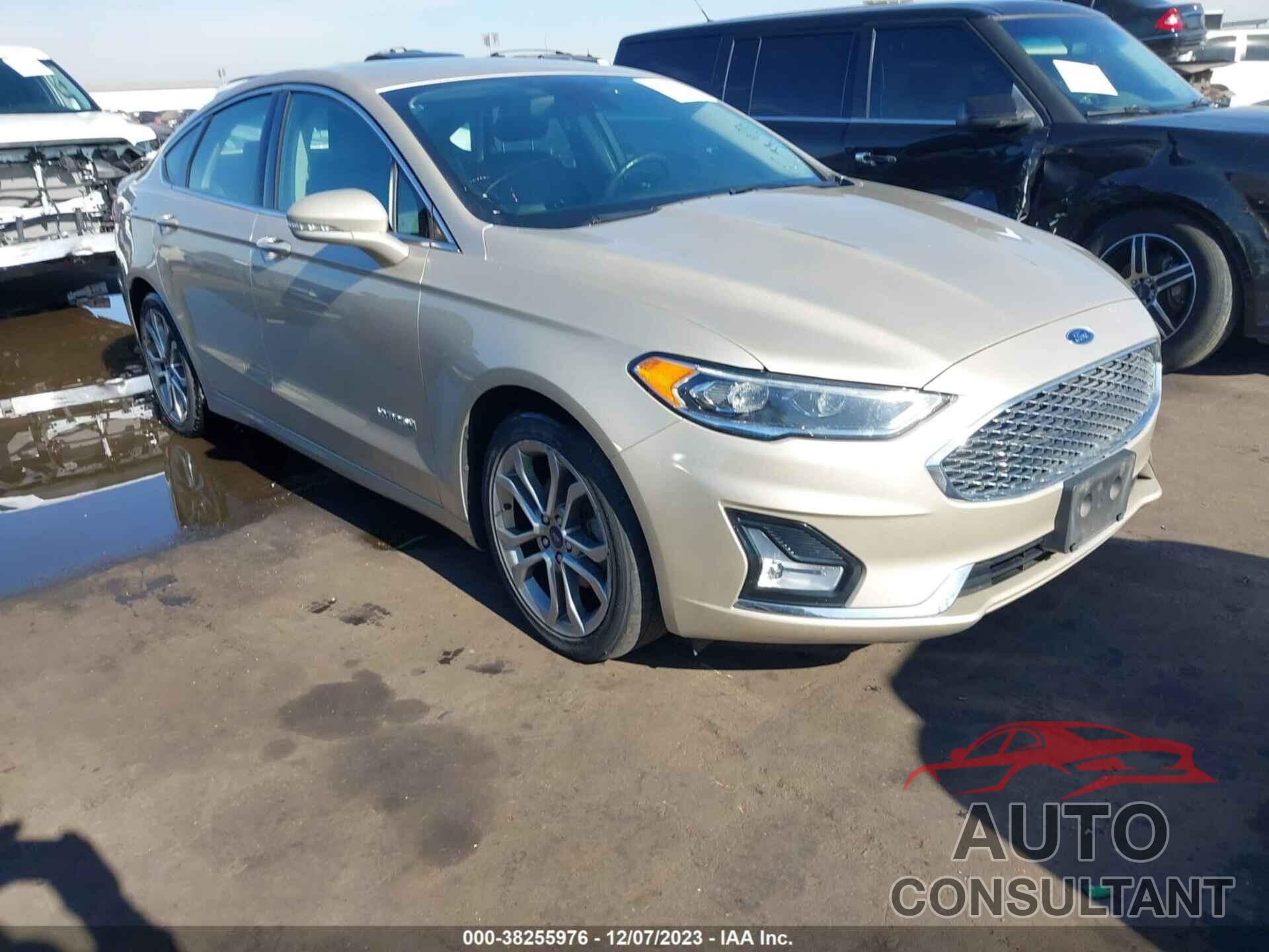 FORD FUSION HYBRID 2019 - 3FA6P0RU8KR153486