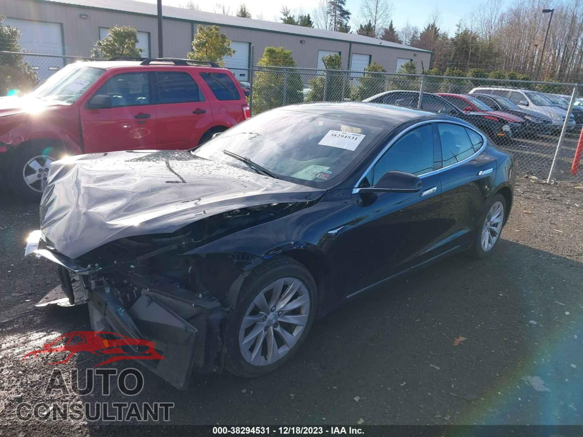 TESLA MODEL S 2017 - 5YJSA1E17HF183374