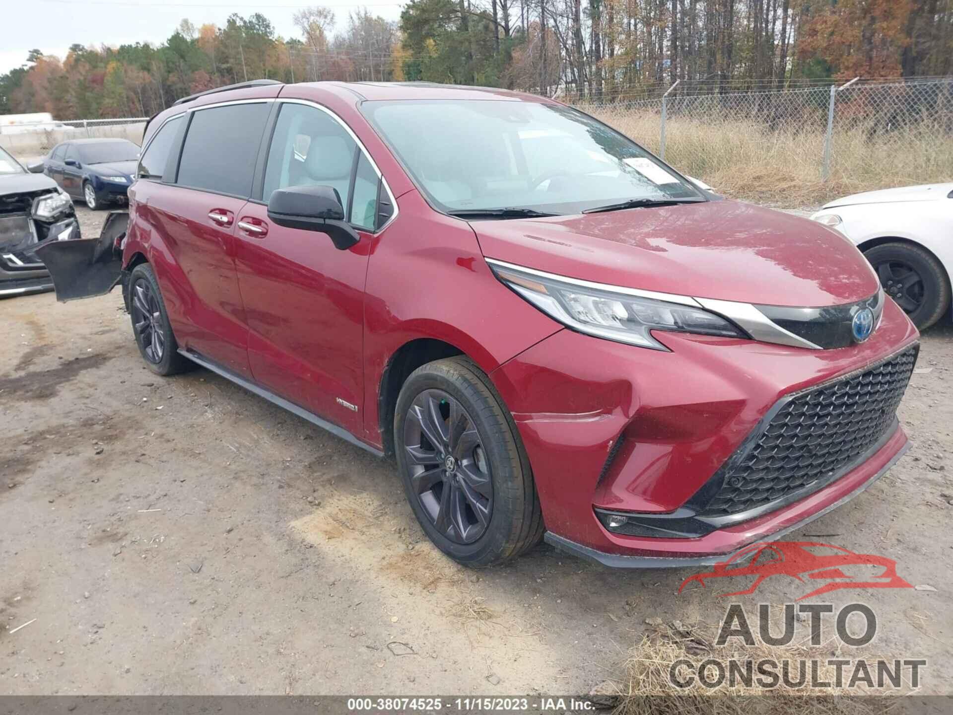 TOYOTA SIENNA 2021 - 5TDXRKEC0MS070703