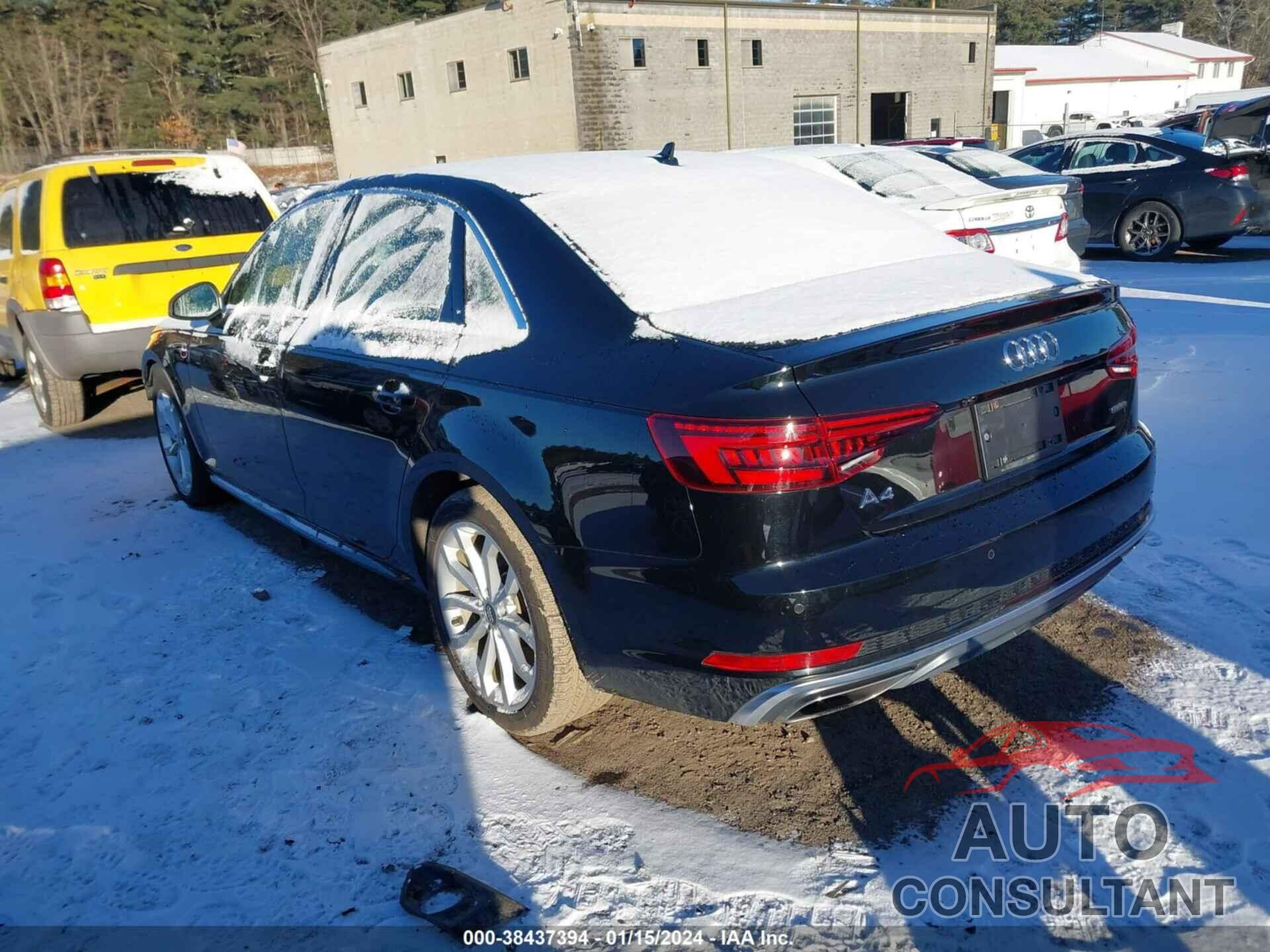 AUDI A4 2019 - WAUENAF42KN008143