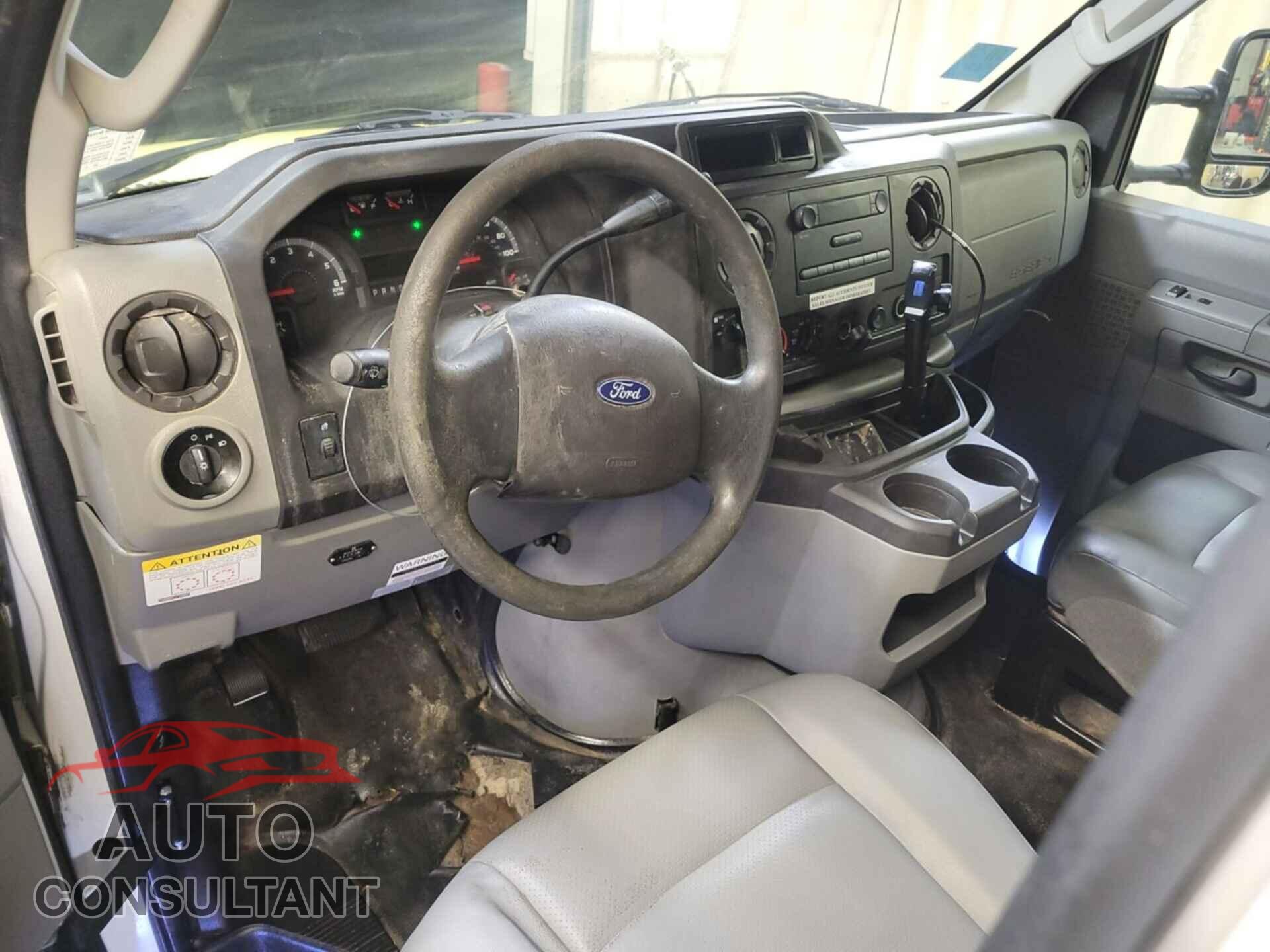 FORD E-450 CUTAWAY 2018 - 1FDXE4FS3JDC19685