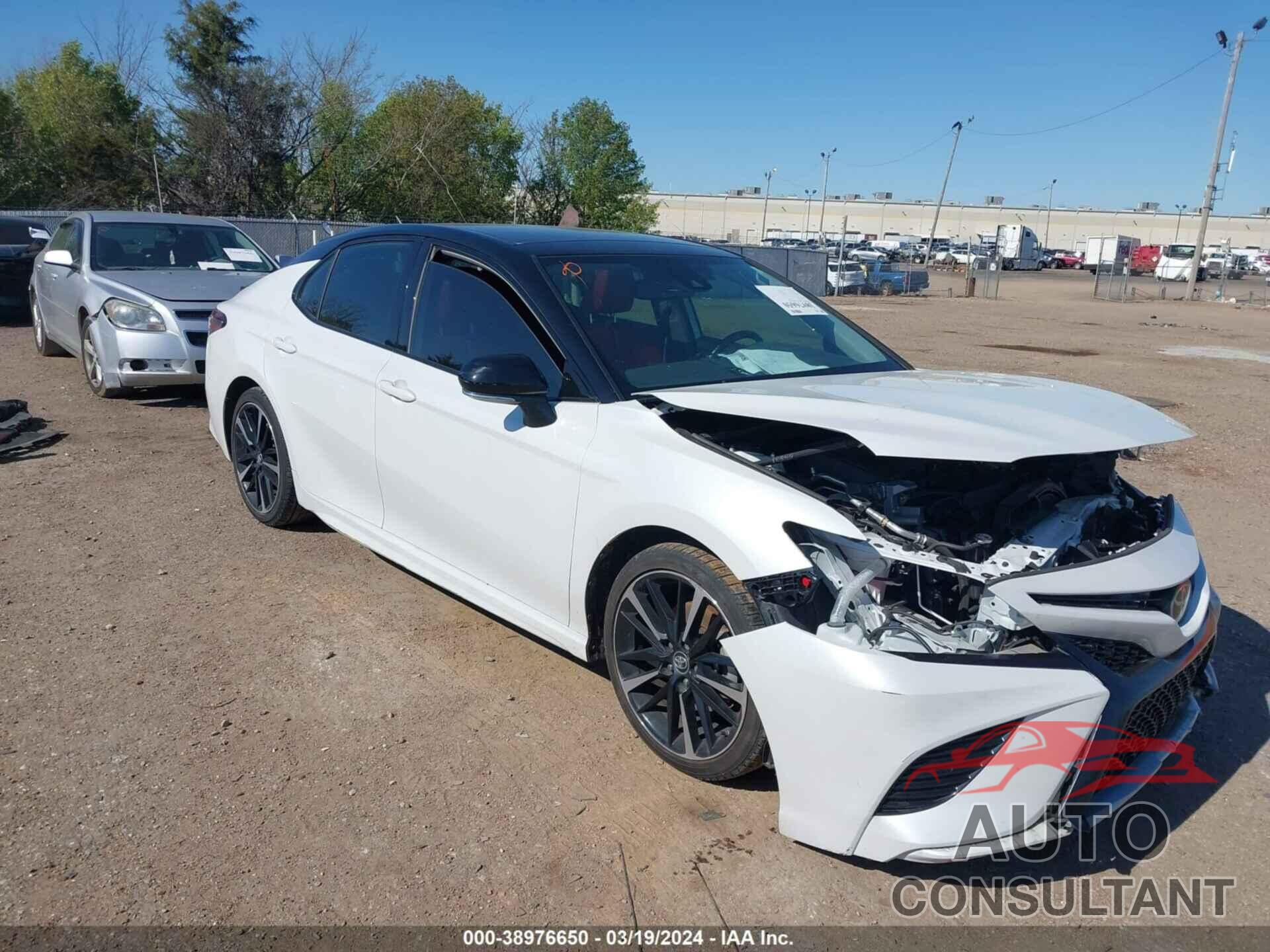 TOYOTA CAMRY 2019 - 4T1B61HK5KU238758