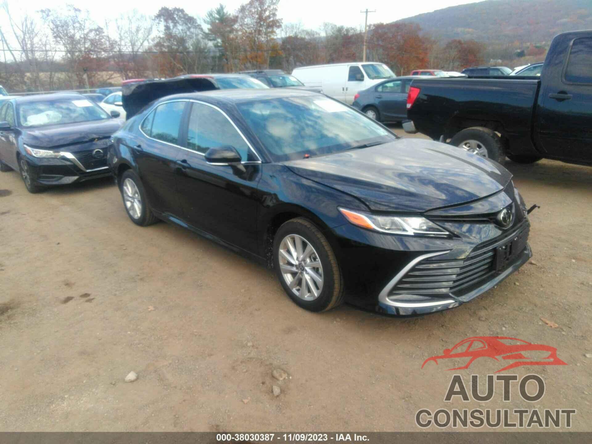 TOYOTA CAMRY 2023 - 4T1R11BK3PU091532