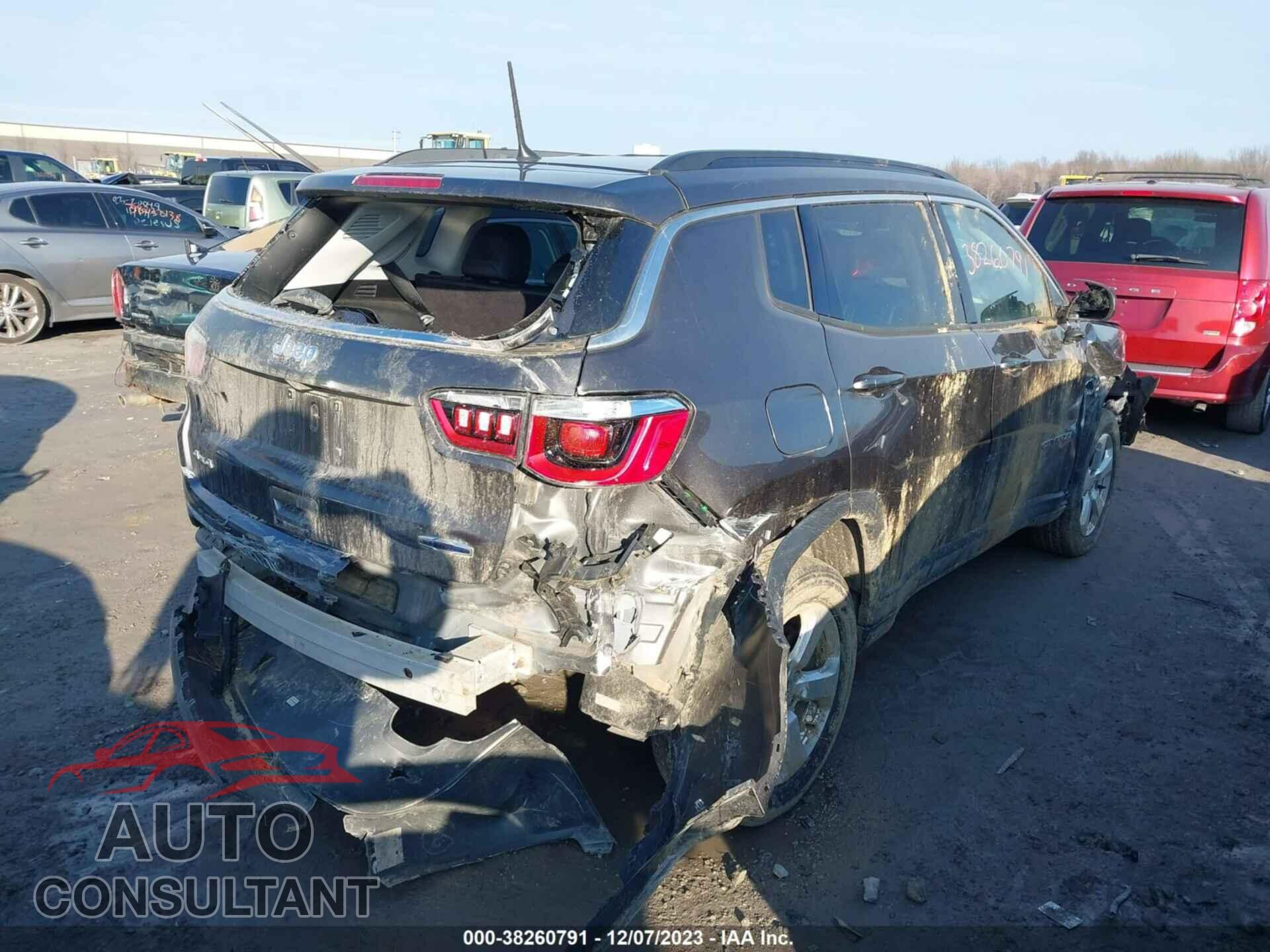 JEEP COMPASS 2018 - 3C4NJDBB5JT112712